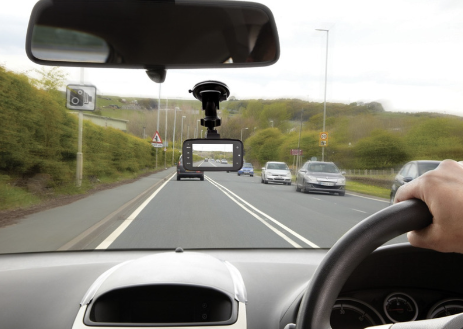 The #Ring Car Cam stands a part from competitors thanks to its connect