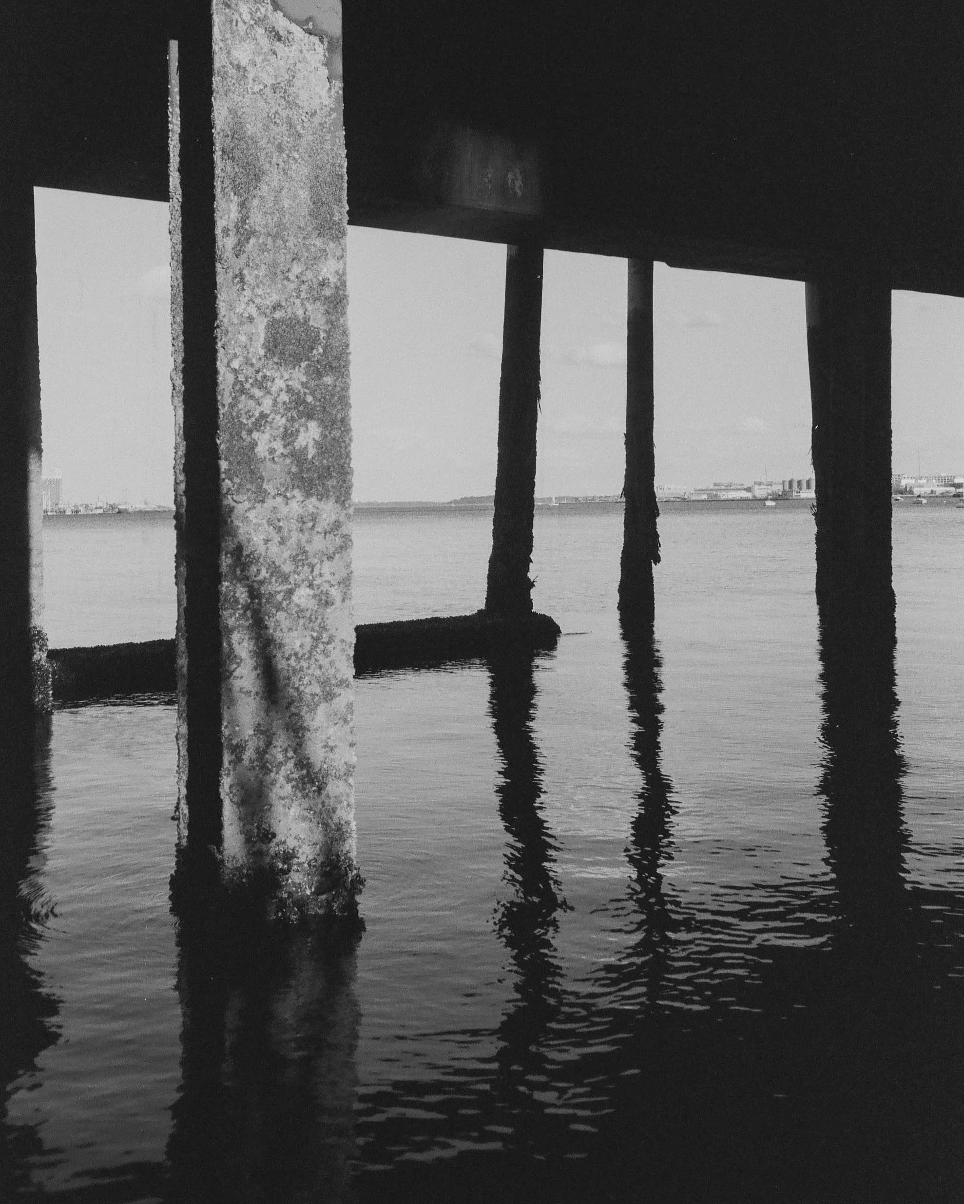B&W-VERTICAL (9 of 1).jpg