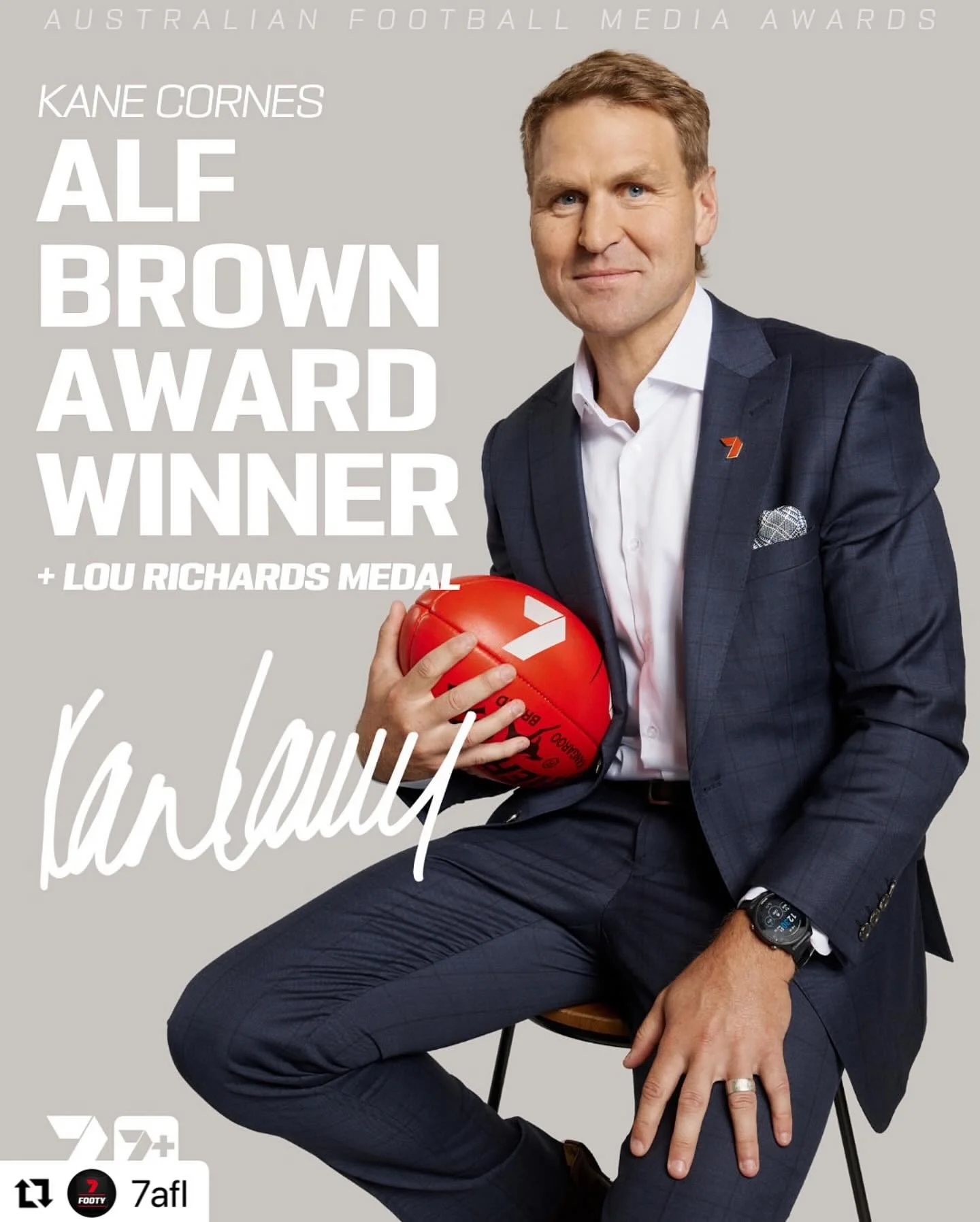 Huge congratulations to @kanecornes who has won the prestigious Alf Brown Award for Best Media Performer, along with the Lou Richards Medal, at the Australian Football Media Awards 👏👊🌟🌟🙌🏼