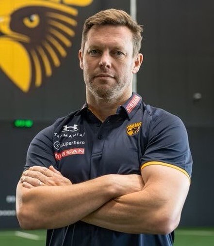 Bravo Management is proud to announce the signing of Sam Mitchell, Senior Coach of the @hawthornfc.  We are thrilled to be working with Sam 🤎💛🤎💛🤎💛 

📧 chris@bravotalentmgmt.com
