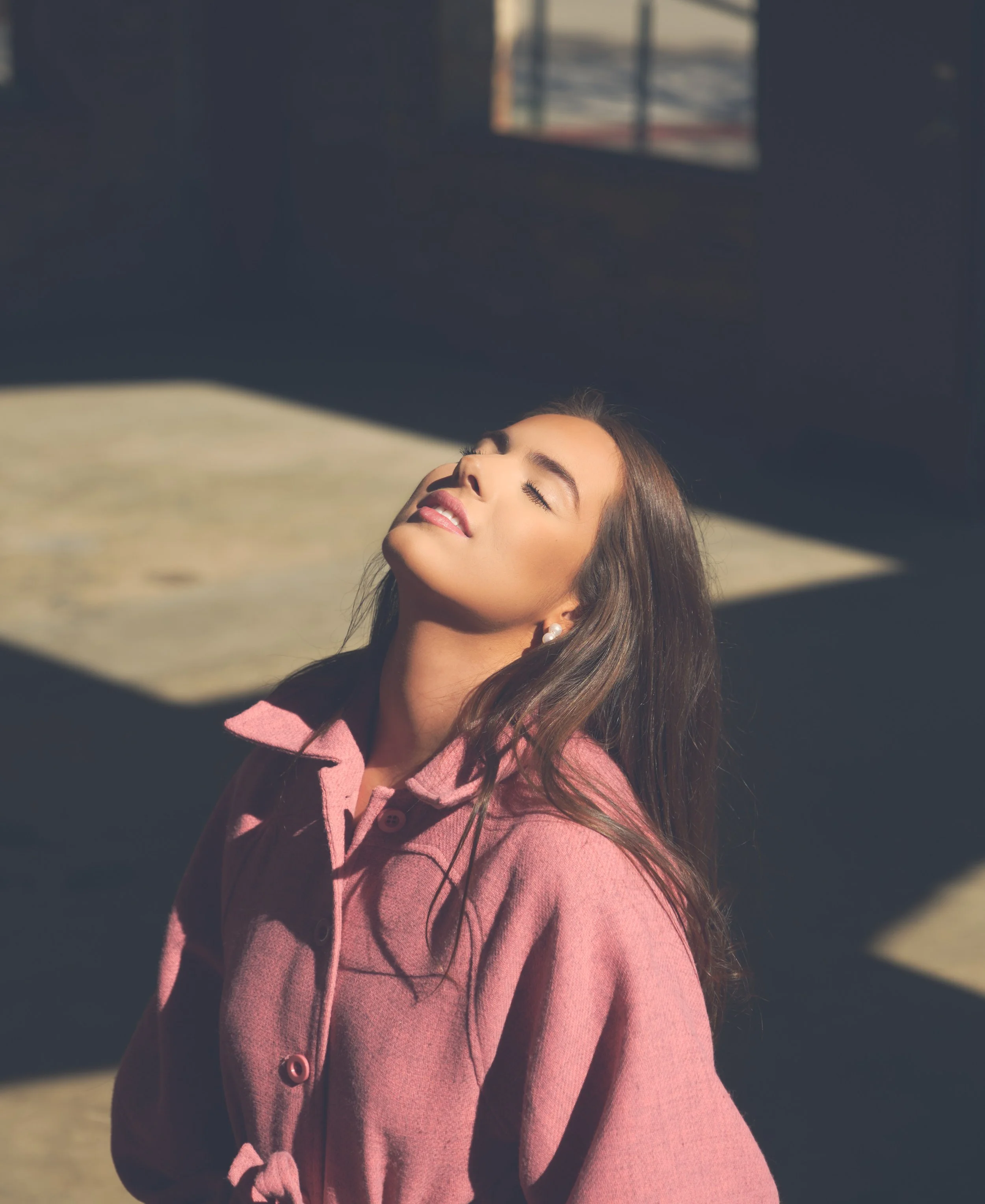 Portrait Photography Locations in Greenville, SC: Choosing the Right Backdrop for Your Session