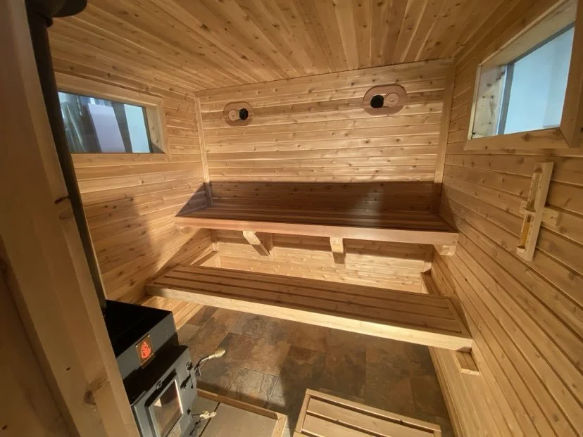 Sauna Pics Int #3.jpg