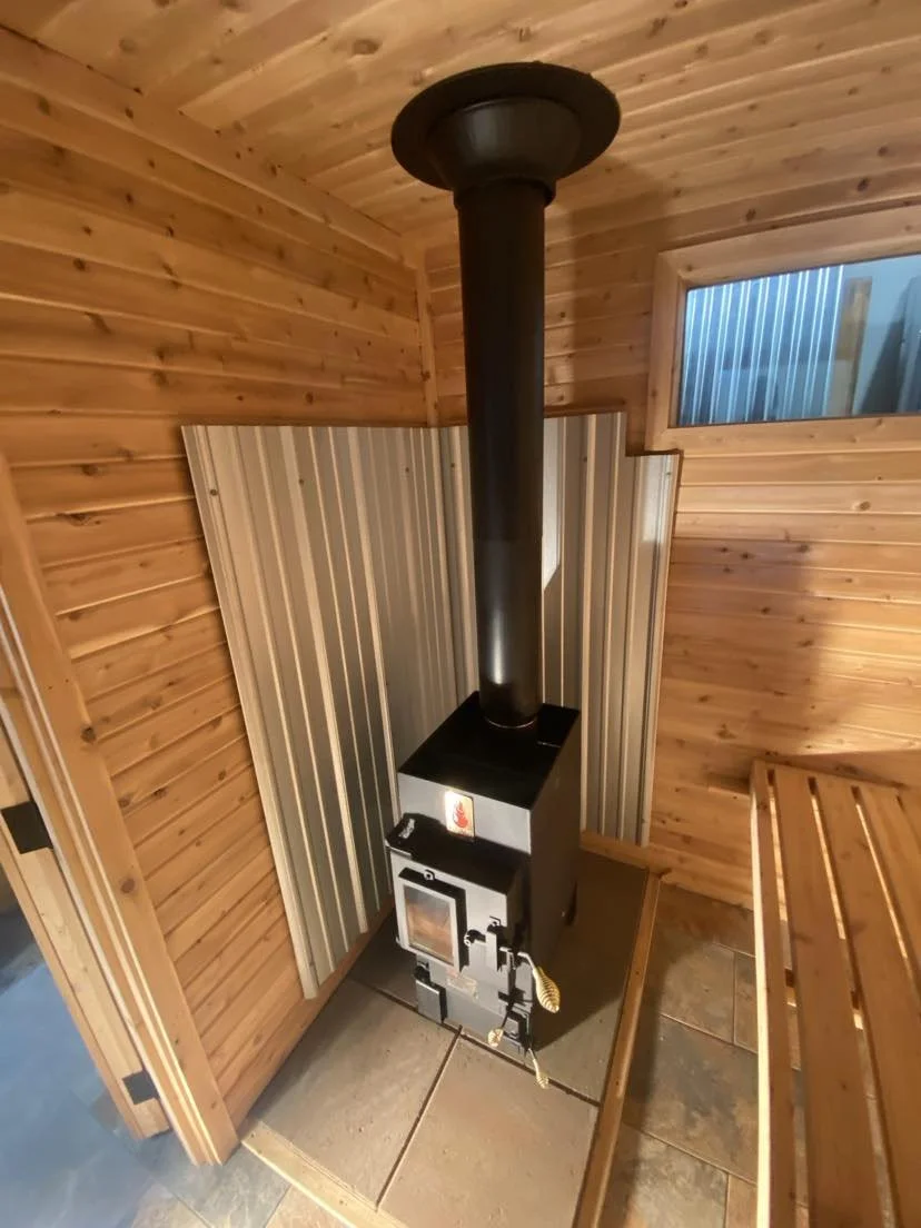 Sauna Pics Int #4.jpg