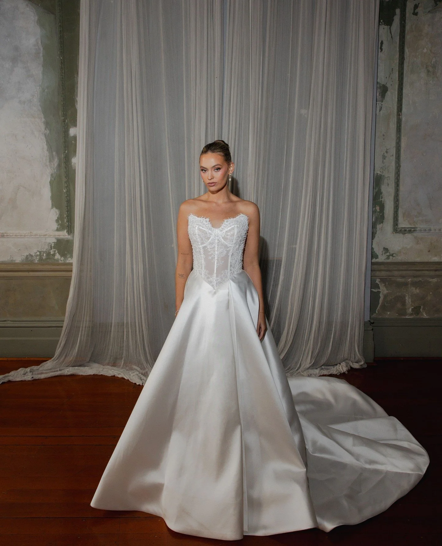 Florence on set.⁠
⁠
Our most wanted style from Sur Isle beautifully captured by @tenacresagency⁠
⁠
Venue: @thegeorgeballroom⁠
Photographer: @tenacresagency⁠
Dress Boutique: @raffaeleciucabridal⁠
Model: @staceyflemingg⁠
MU: @nhi.makeupartistry⁠
Hair: 