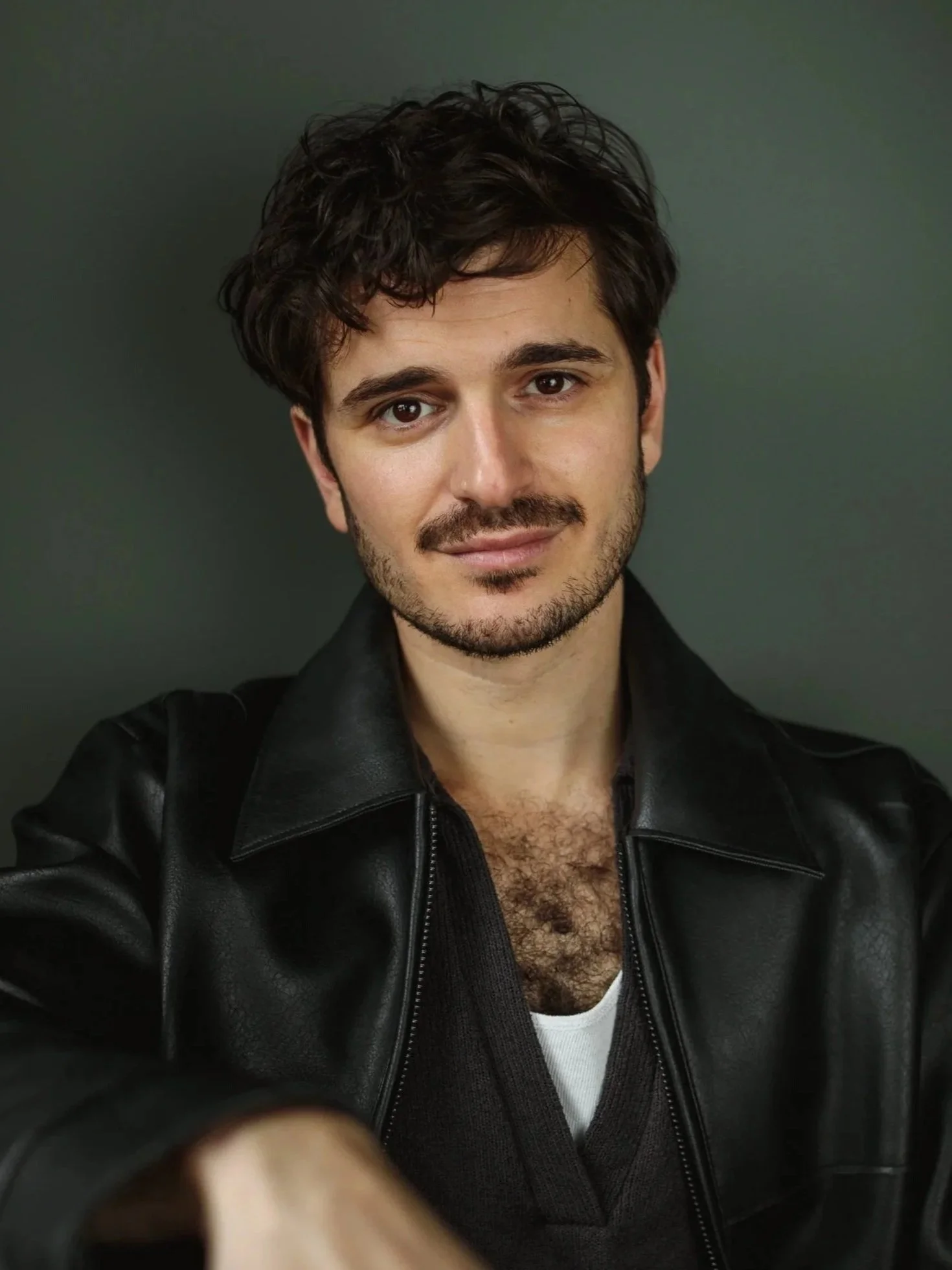 Studio headshot of actor Robert Tripolino photographed by Rebecca Hitch in Sydney