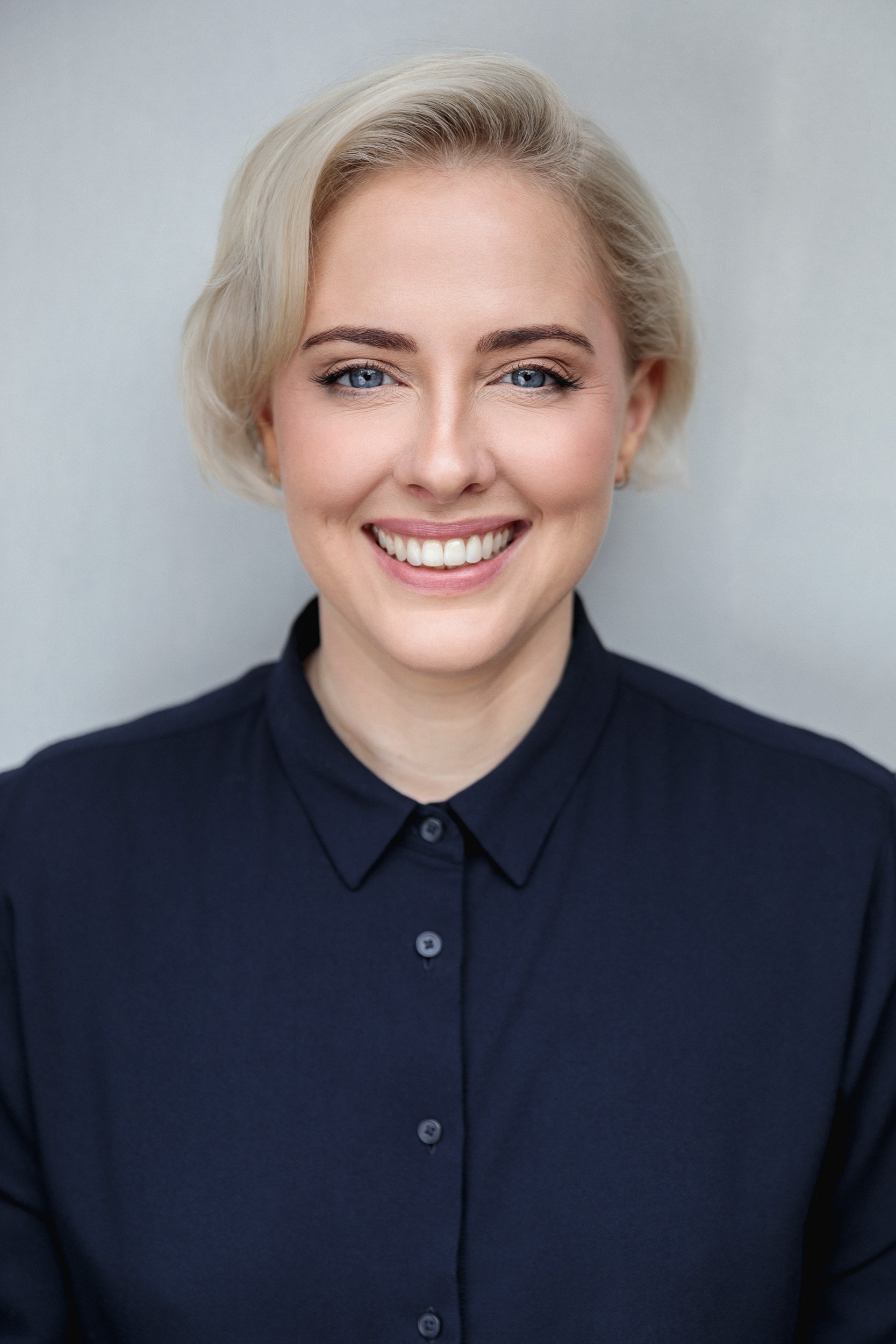 Headshot of actor Briallen Clarke photographed by Rebecca Hitch in Sydney