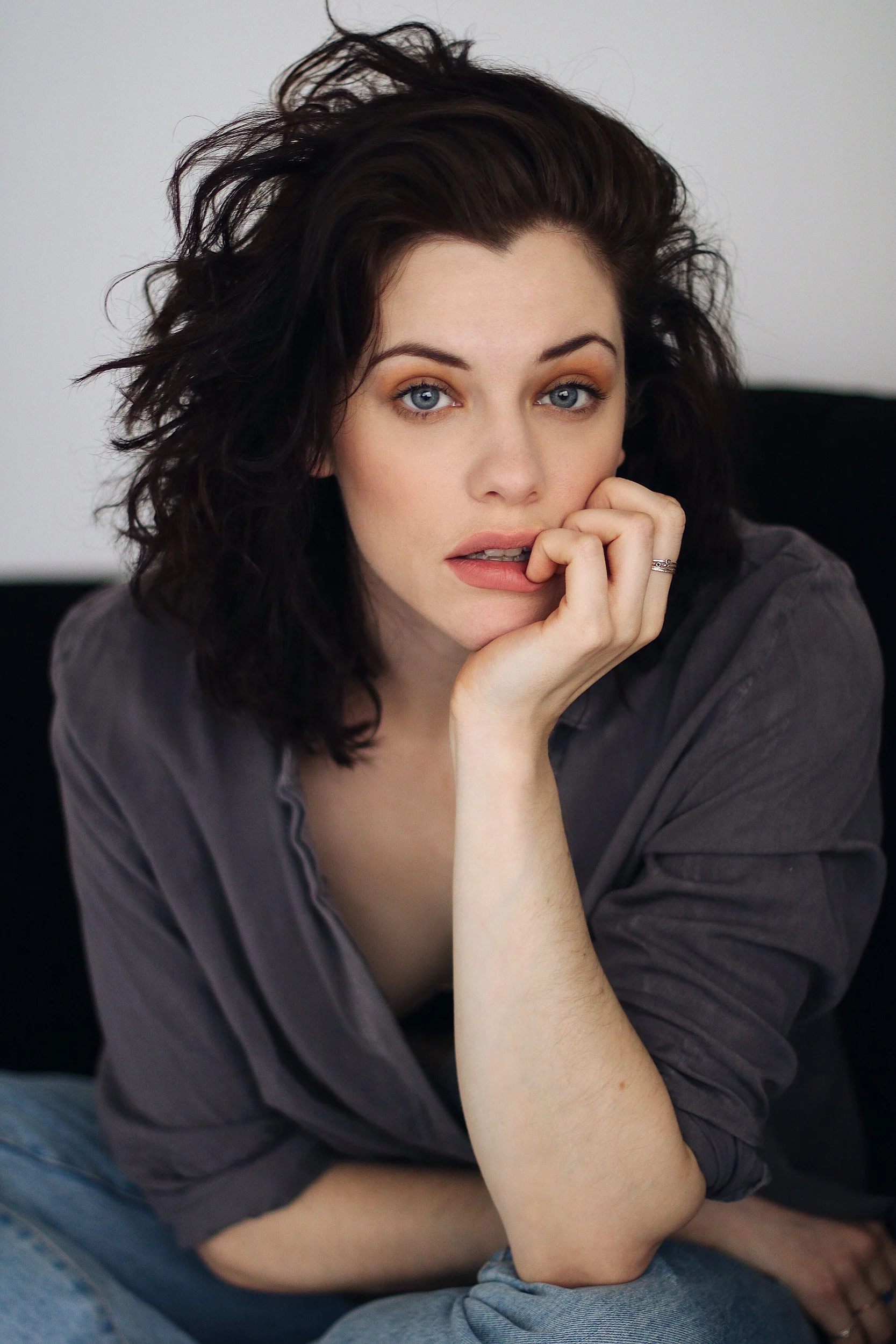 Headshot of actor Jessica De Gouw photographed by Rebecca Hitch in Perth