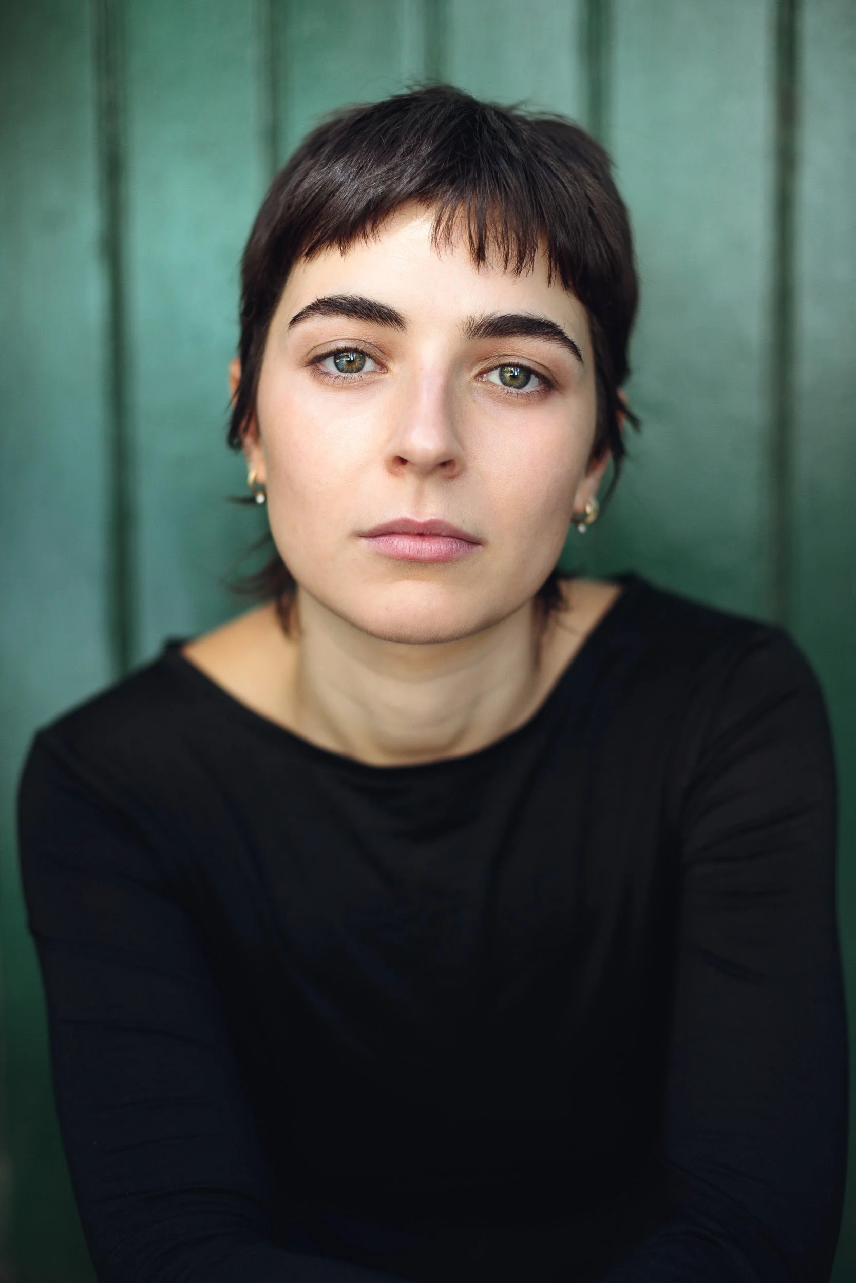 Headshot of actor Tess Metcalf photographed by Rebecca Hitch in Melbourne