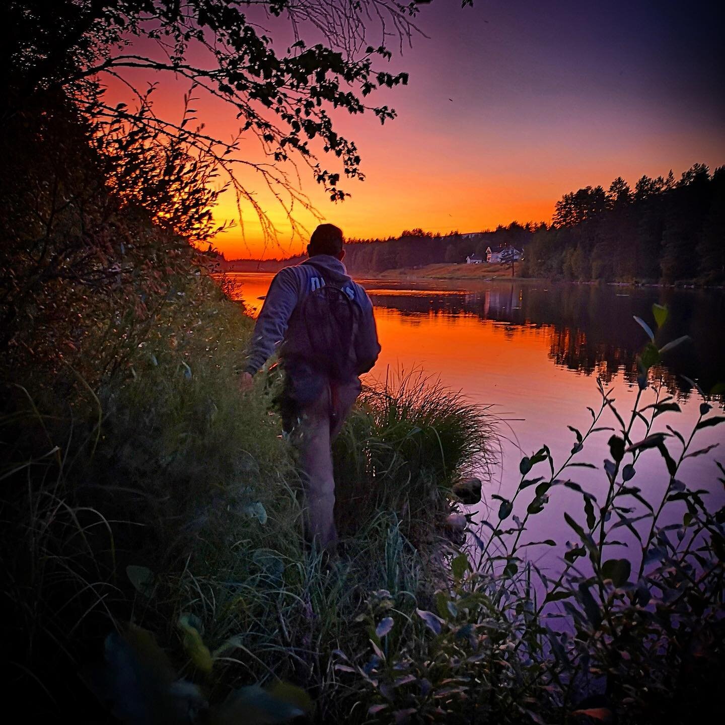Warmer days are not far away. 
📸 @christoffer.gaarder #flyfishing #fluefiske #nature #norway #renafishcamp #utno #renaelva #fishing #renafiskecamp