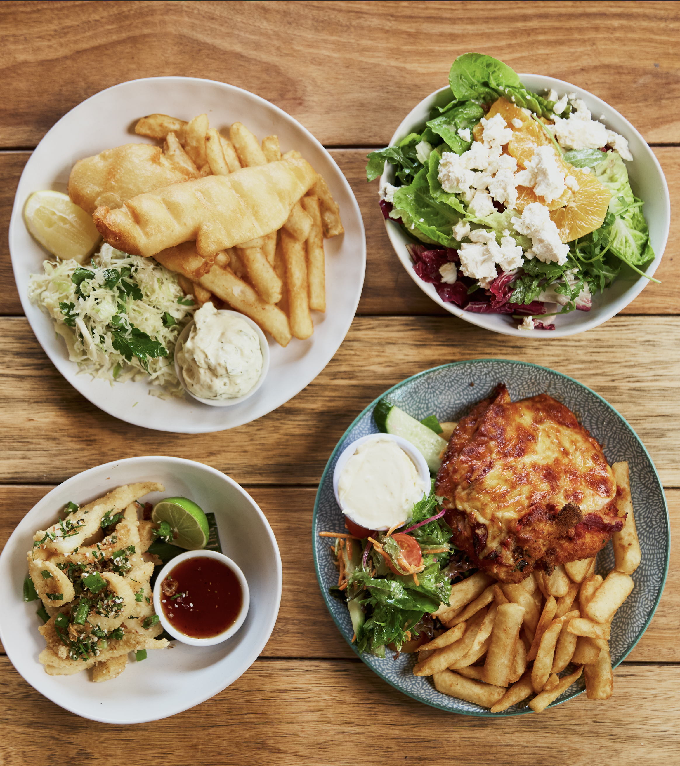 Gourmet and classic pub menu options at Holgate, Woodend