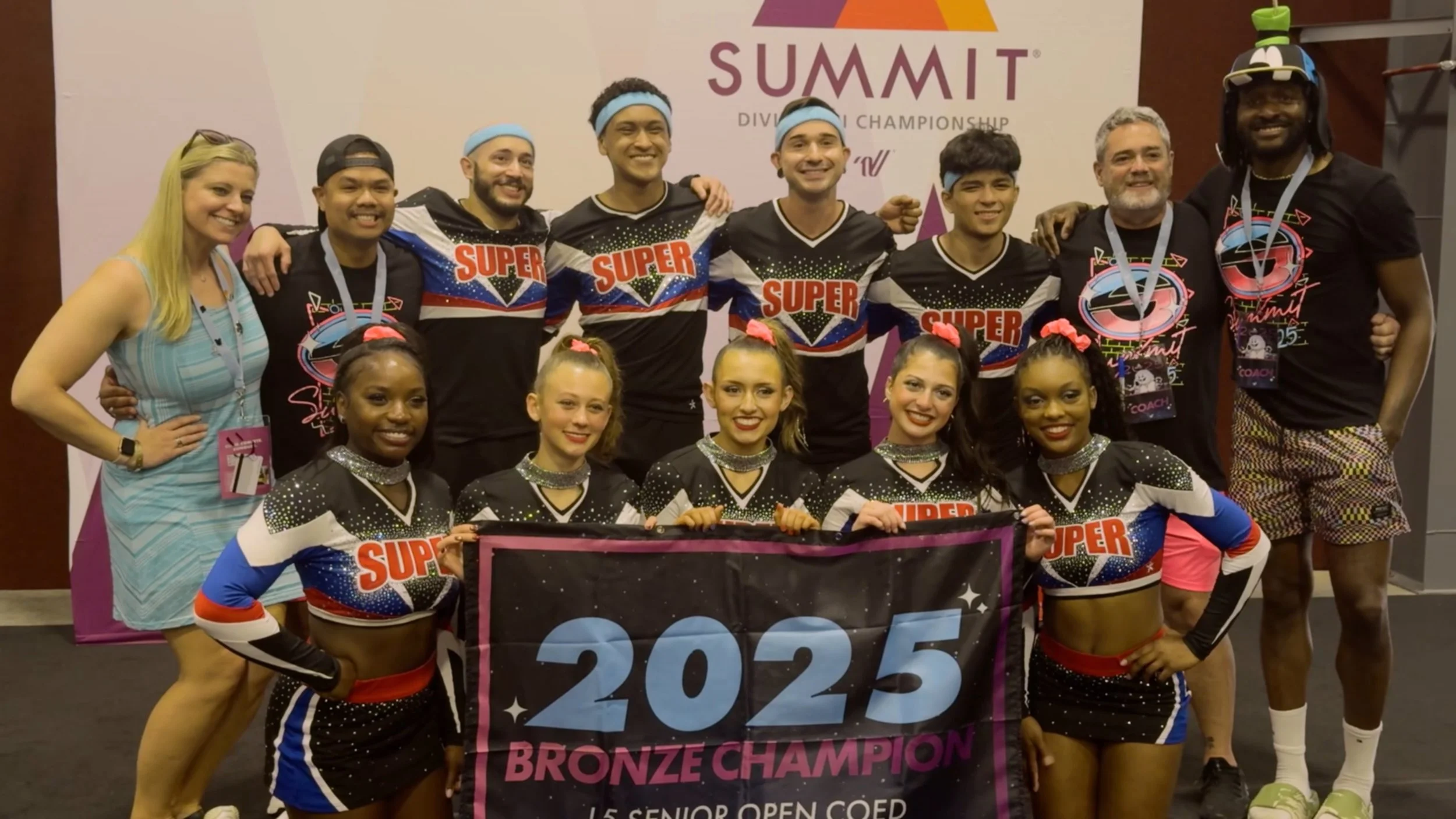 Steel with Coaches.jpg