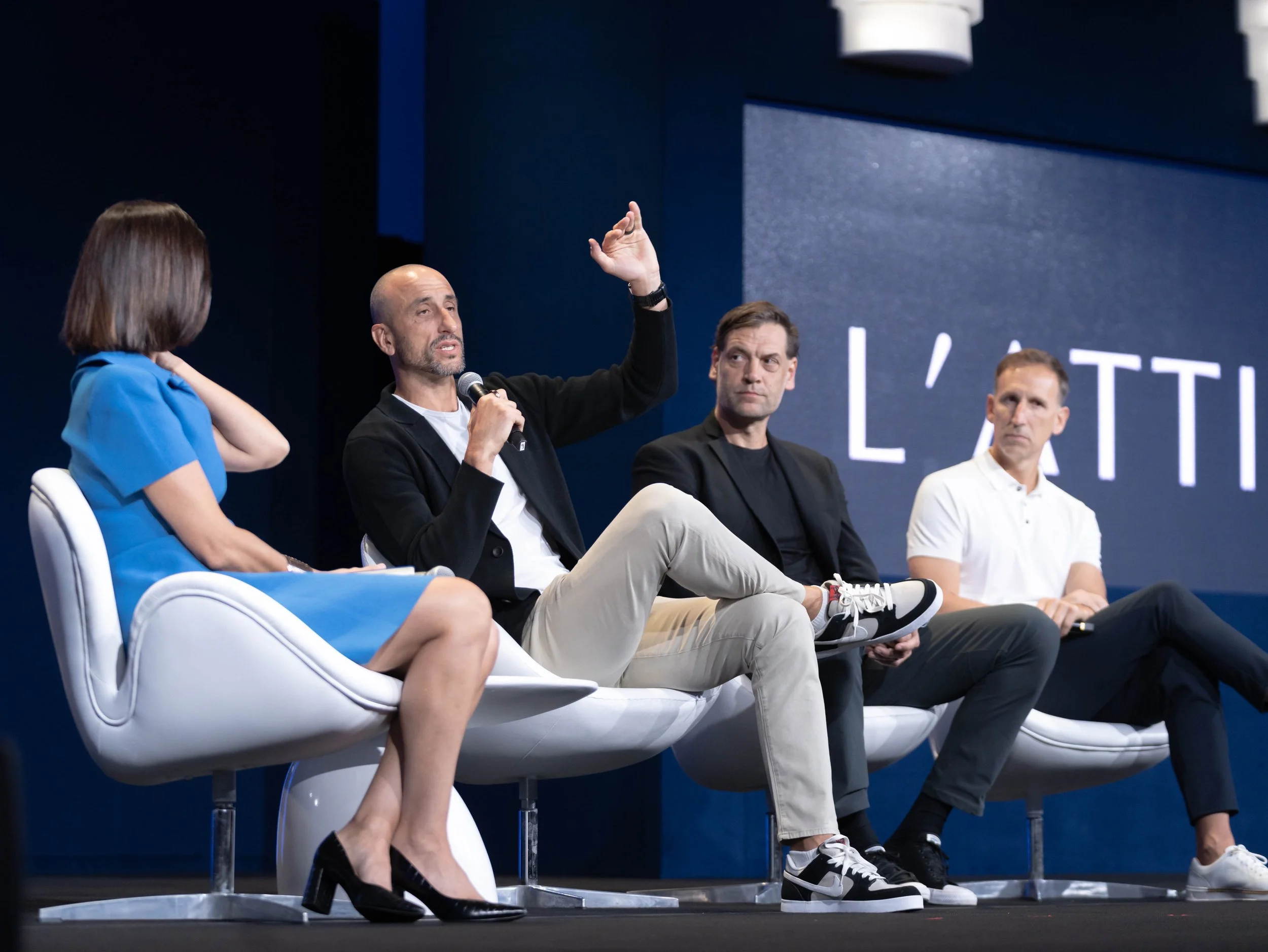 Friday Morning Manu Social-9.jpg