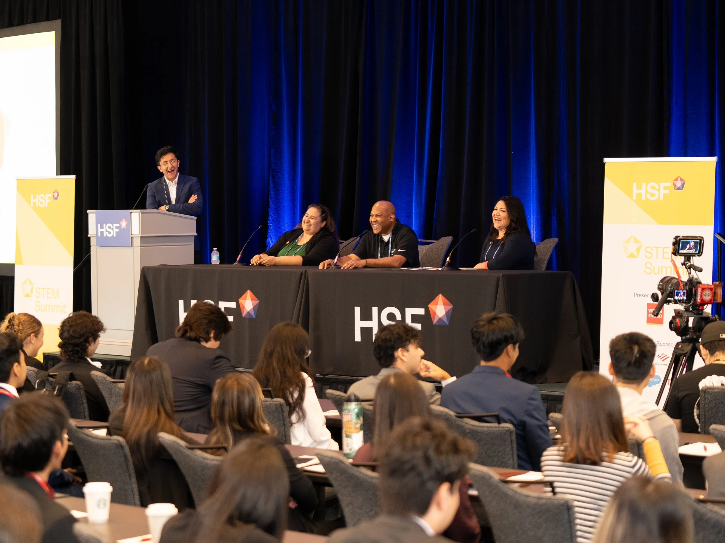 HSF-STEM24-FridaySocials-9.jpg