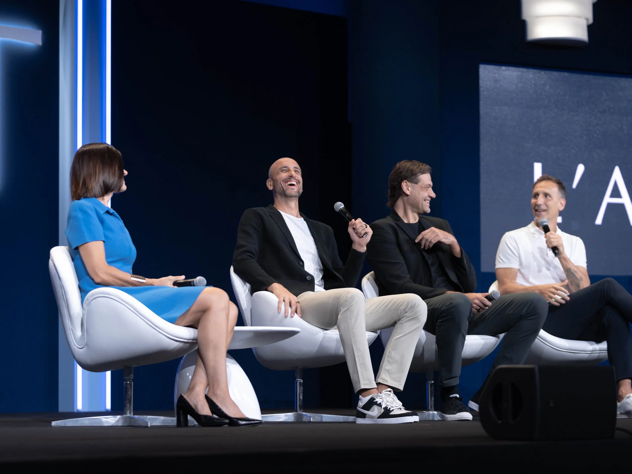 Friday Morning Manu Social-6.jpg