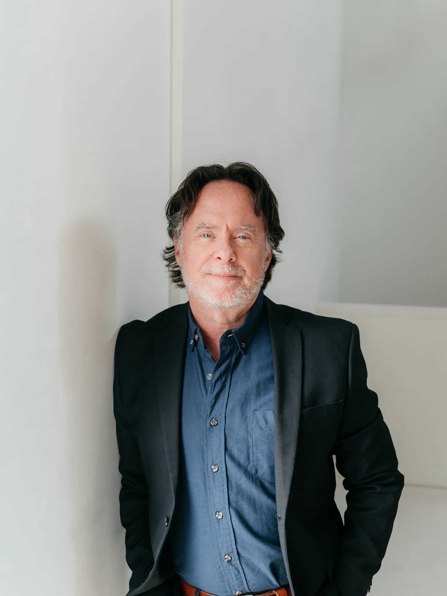 More highlights from holiday mini sessions! This time with our awesome friends, Tom &amp; Ken from @devlingrouprealestate ! 🎄

#SocialMediaMarketing #SocialMediaManager #VancouverSocialMedia #MediaCompany #VancouverBrandPhotographer #VancouverBrandP