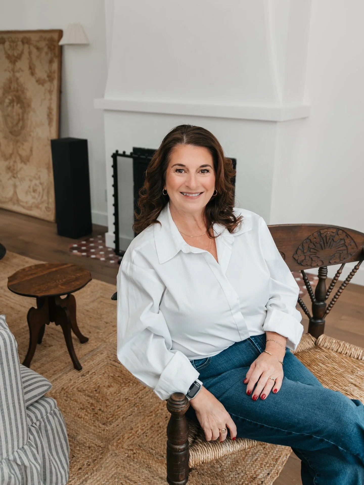 A recent brand session with @jtrentadue_realtor ! ✨

This shoot was all about capturing the lifestyle-driven approach Jennifer brings to Fraser Valley real estate. As a City to Country Realtor who has called Langley home for over 25 years, her deep c