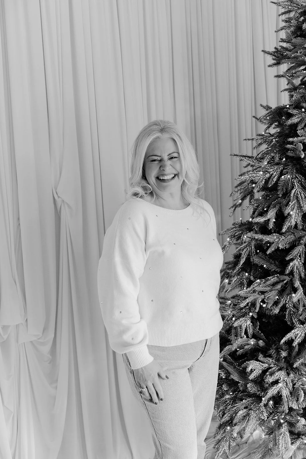 MM-HolidayMinis2025-Tori-11.jpg