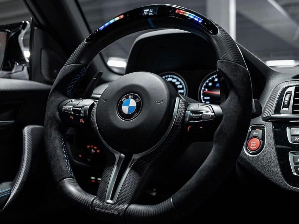 Volant bwm steering wheel carbone carbon led shift light cuir leather alcantara 