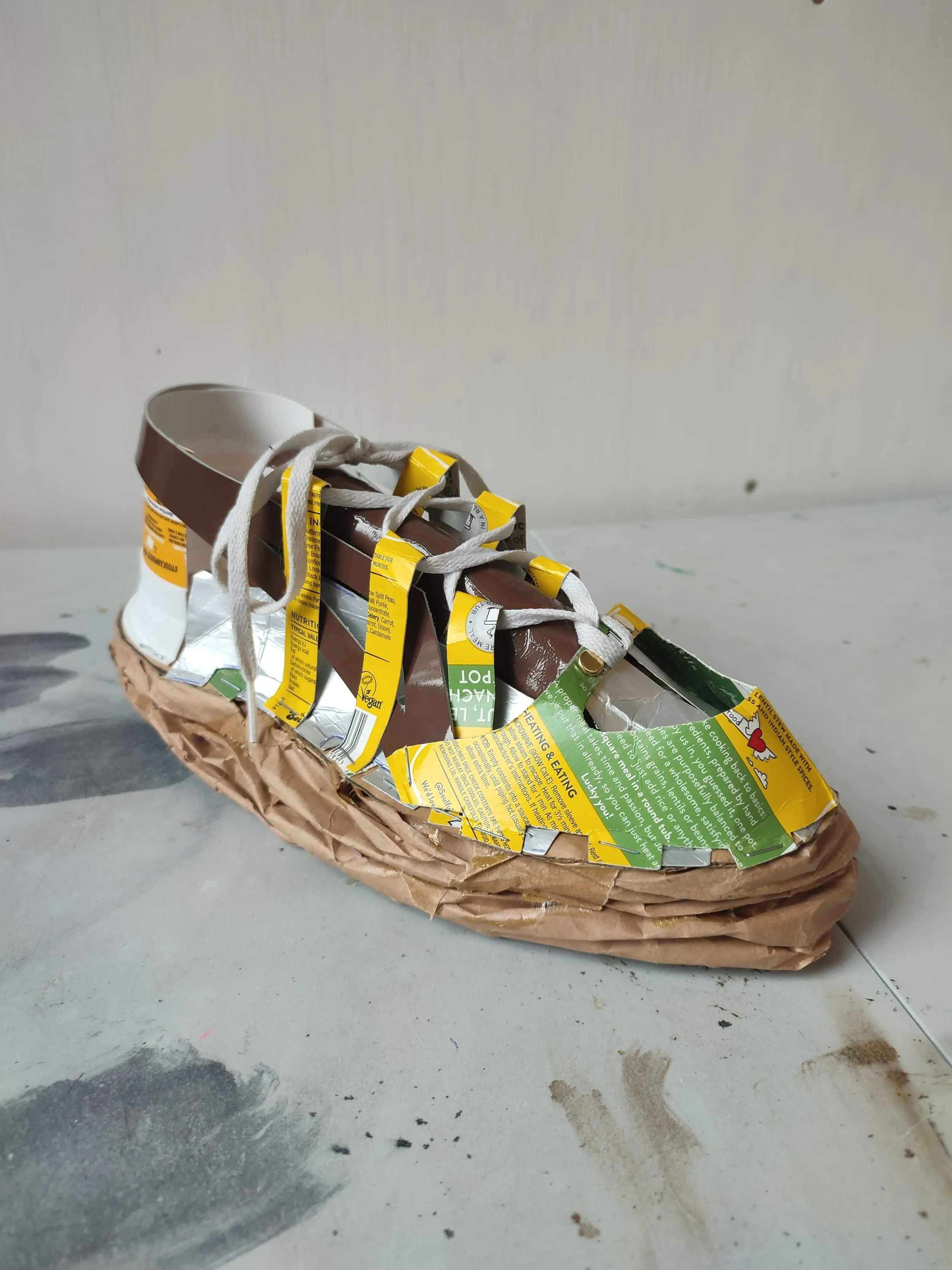 Make Shoes and Sneakers using recycled rubbish