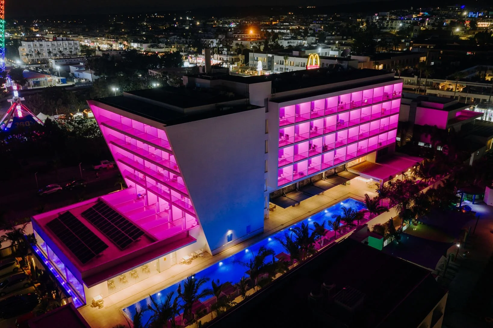 SEASONS HOTEL by DEC-22.jpg