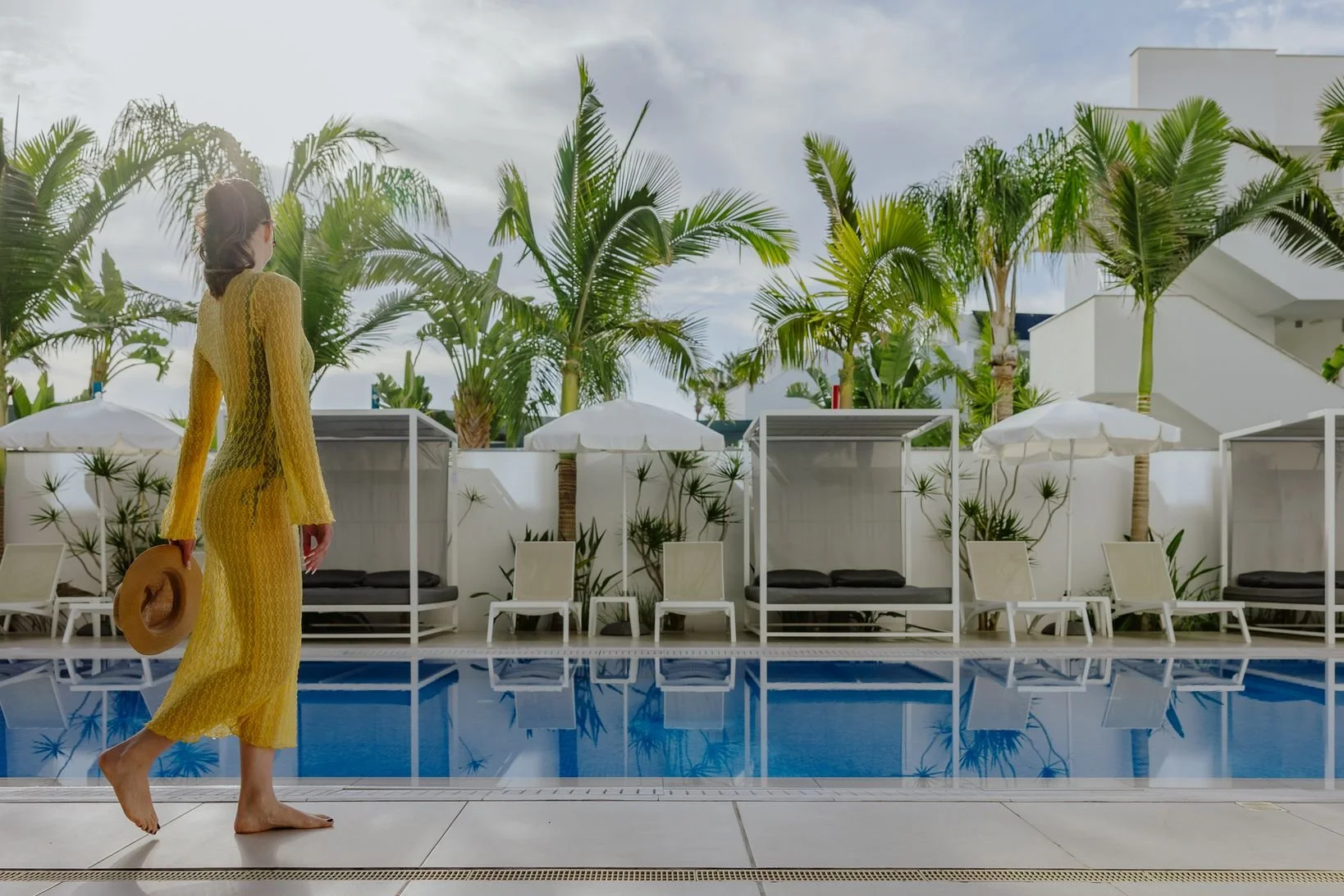 SEASONS HOTEL by DEC-120.jpg