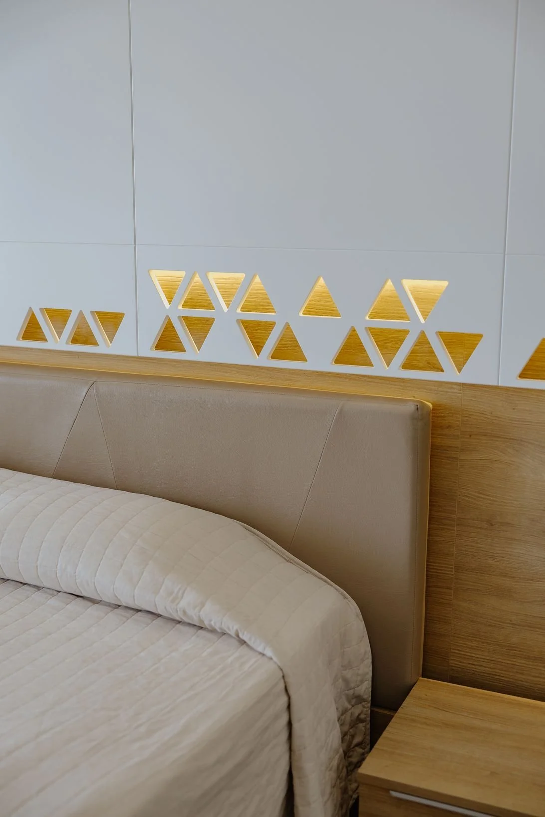 SEASONS HOTEL by DEC-535.jpg
