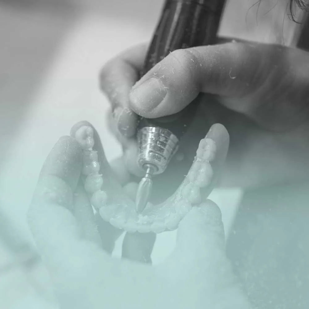 Xclusive Dental Laboratory