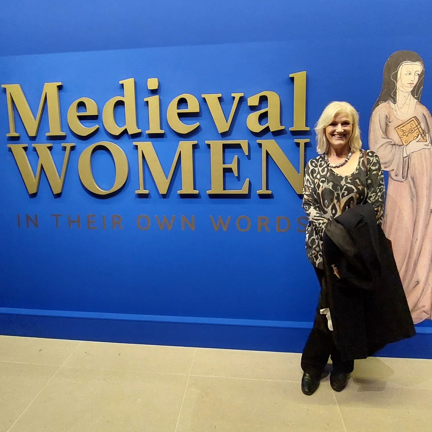 Met some glorious women at the #MedievalWomen exhibition at The @britishlibrary, including Margaret Beaufort,  Mither of the #Tudor dynasty,  and Margaret of York, Duchess of Burgundy and Cecily Neville's youngest daughter. 
This is a wonderful exhib