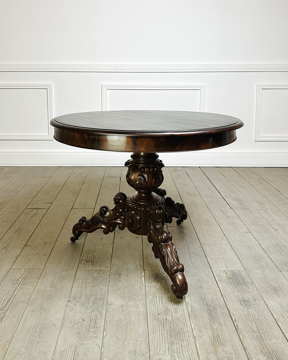 Table XIXème acajou (diam. 100 cm - H 74 cm)