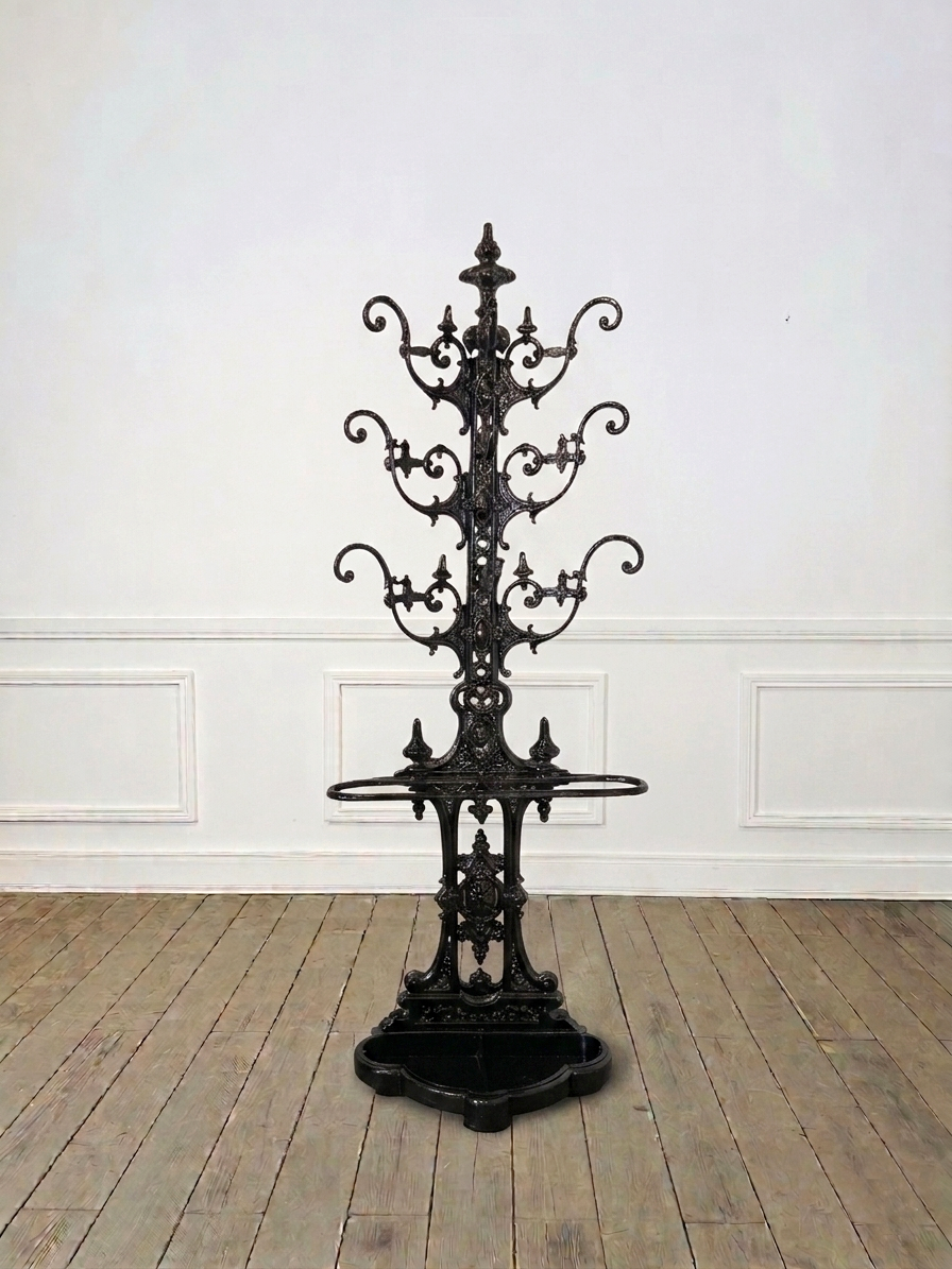 Porte-manteau en fonte 19ème (H 180 cm)