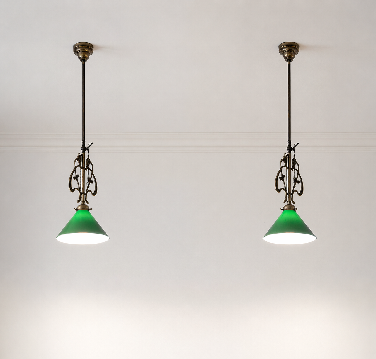 Suspension de luminaires antiques élégants.png