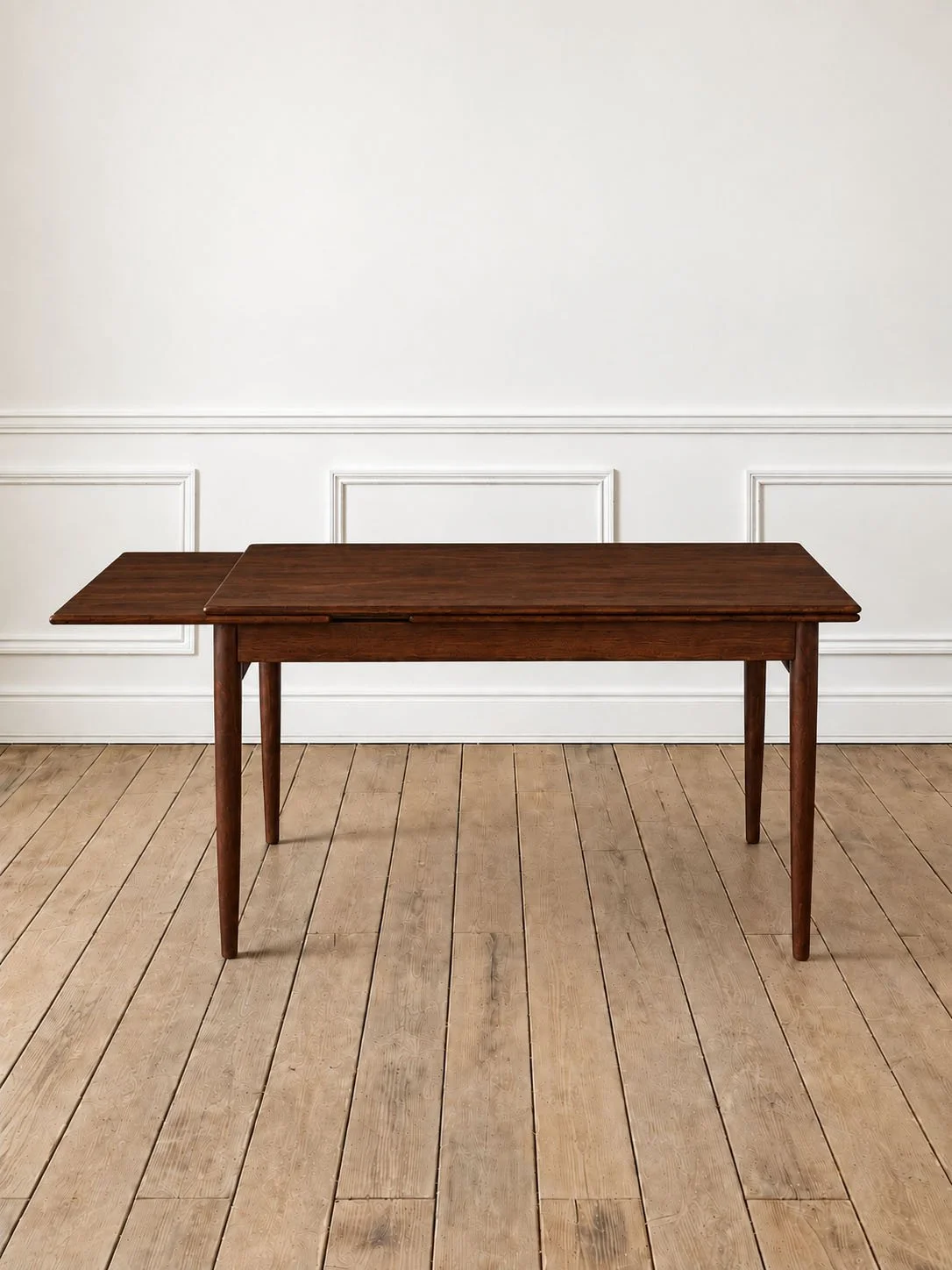 Table à allonges, signée N&R Møbler, teck, années 50 (format fermé 80 x 120 cm + 2 allonges de 47 cm)