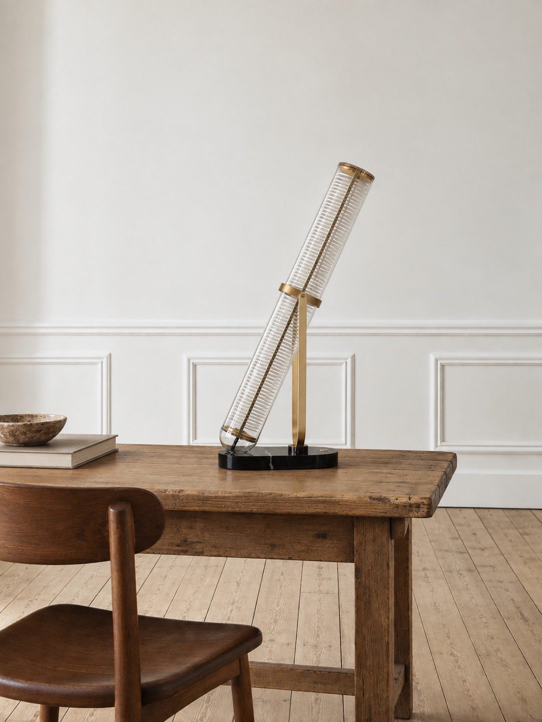 Lampe Frechin, DCW Éditions