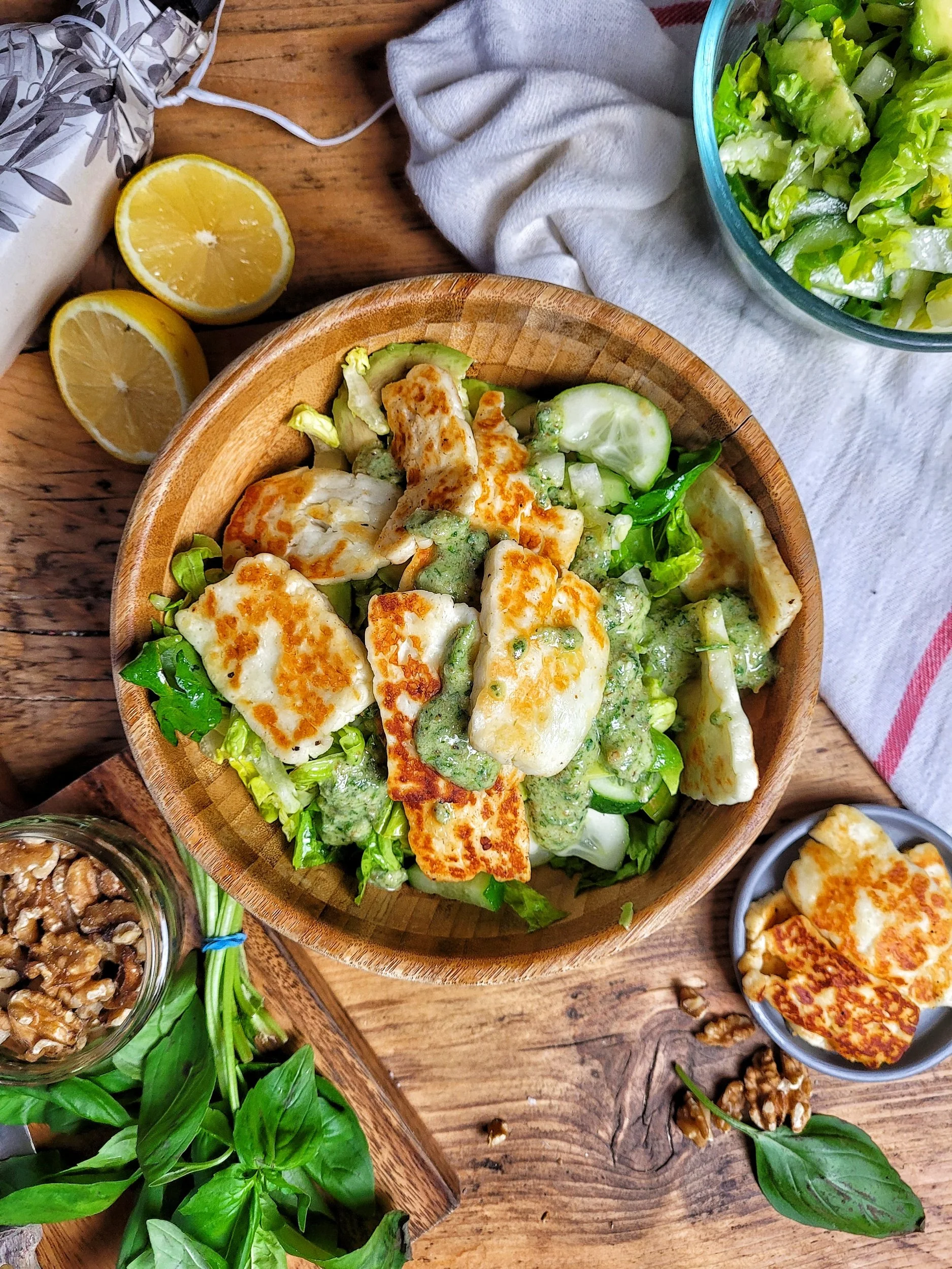 Halloumi pesto green salad
