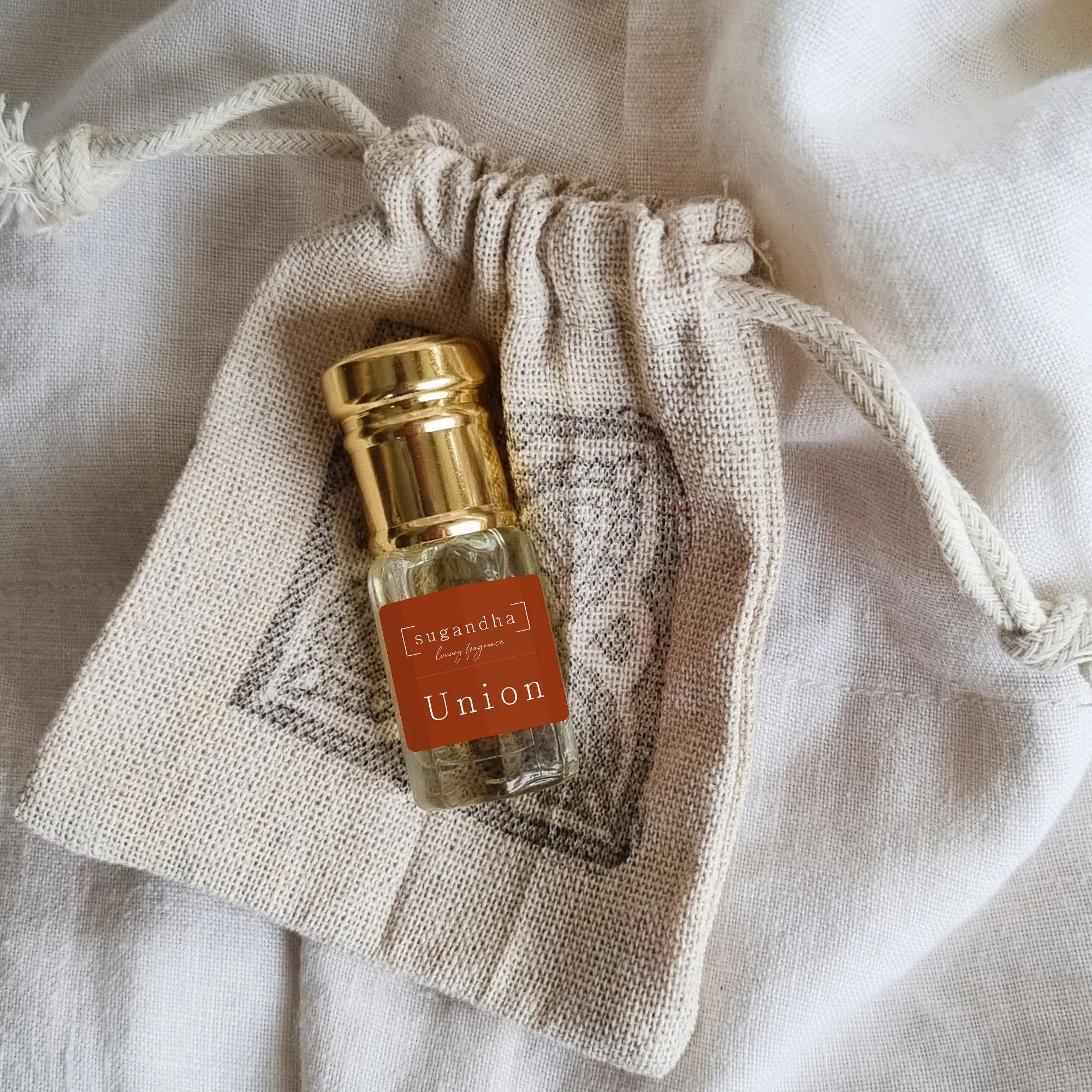 Medium Bottle Gift Bag_union copy.jpg