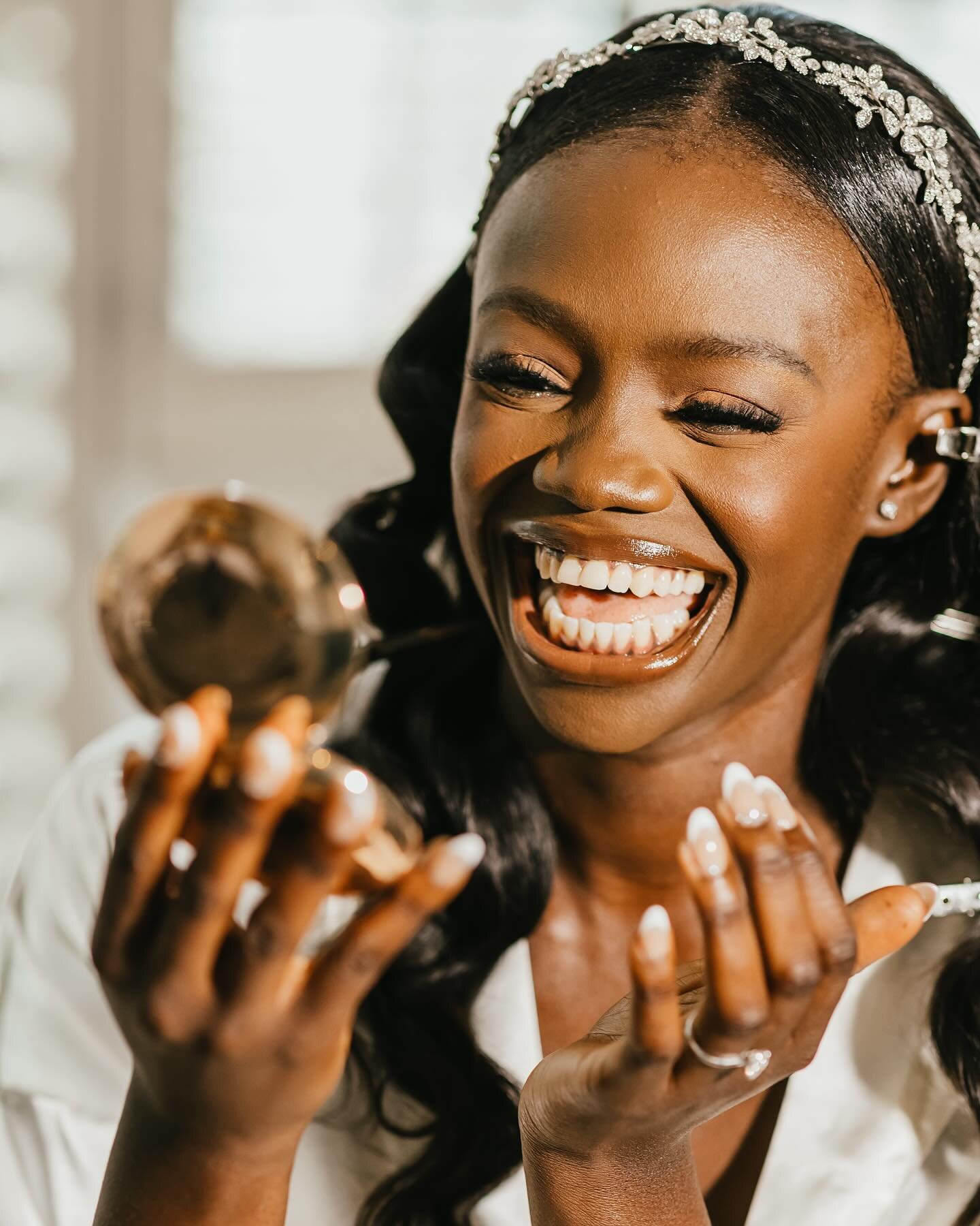 A few tips for you to take with you for your wedding day.

1. **Come with Clean Skin**: Hey there! Make sure to cleanse your face before your hair and makeup session. It&rsquo;ll give you a fresh canvas for the makeup artist to work their magic!

2. 