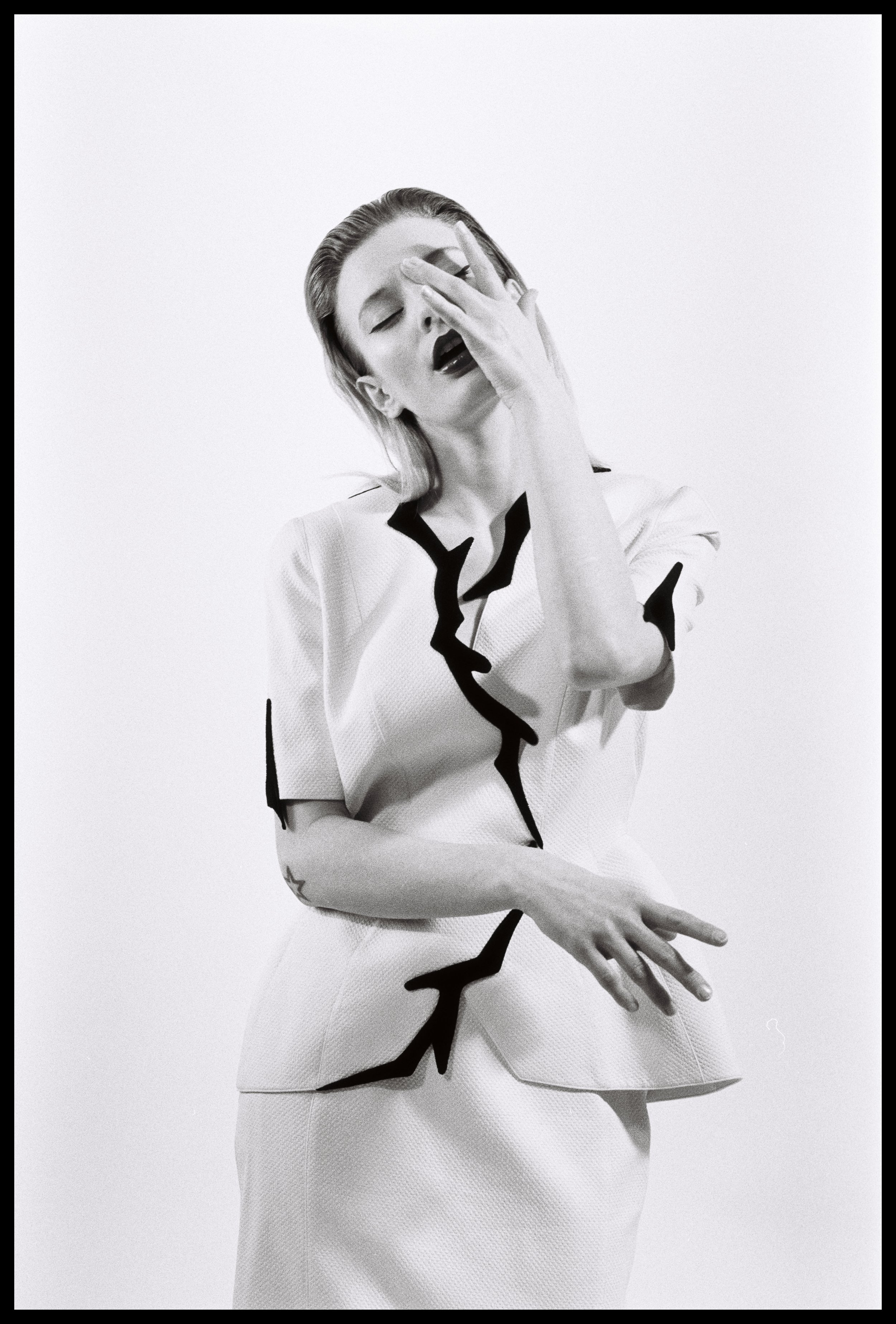 Thierry Mugler suit 1998 Helmut Newton