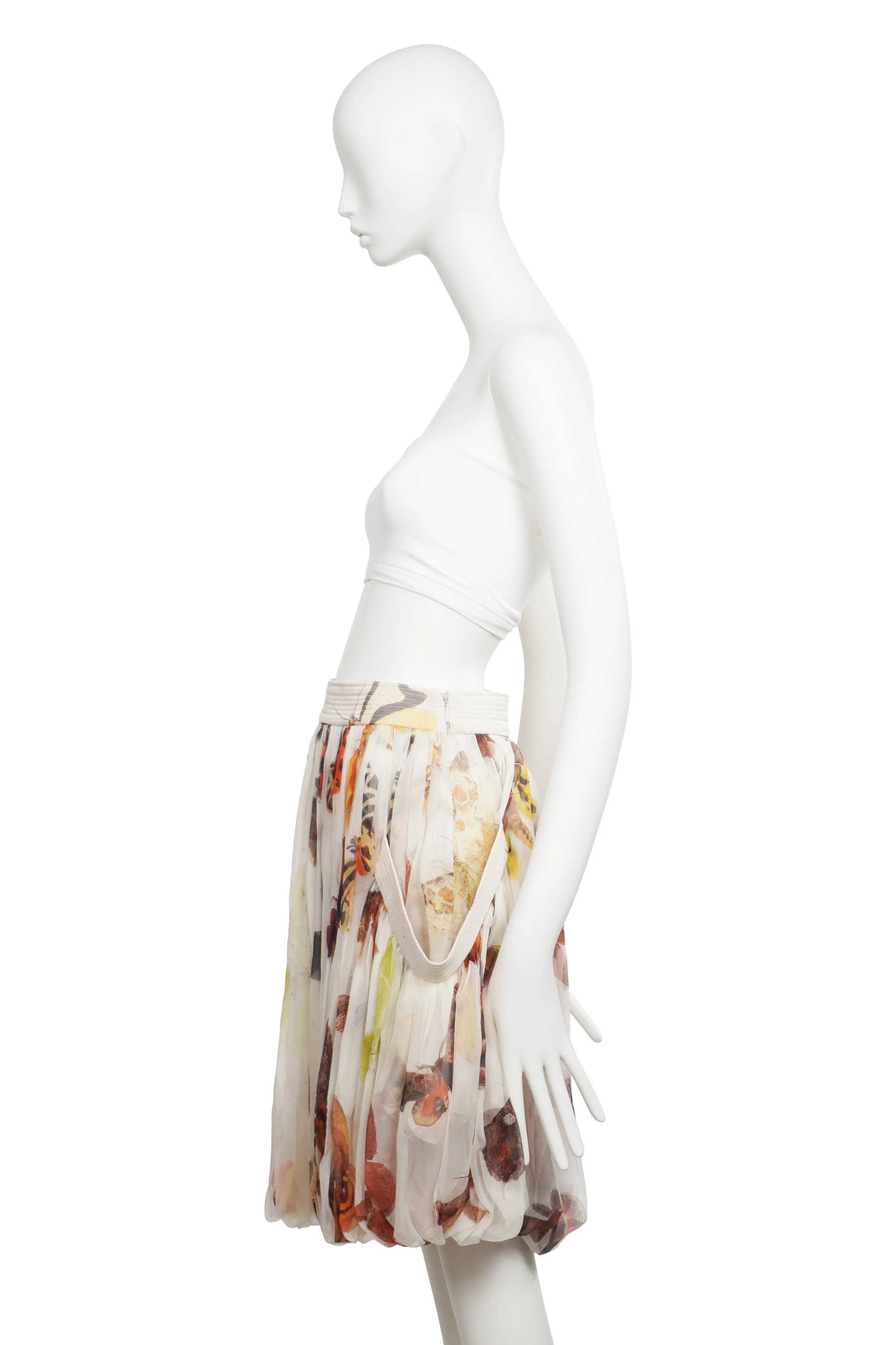Alexander_McQueen_2006_03.jpg