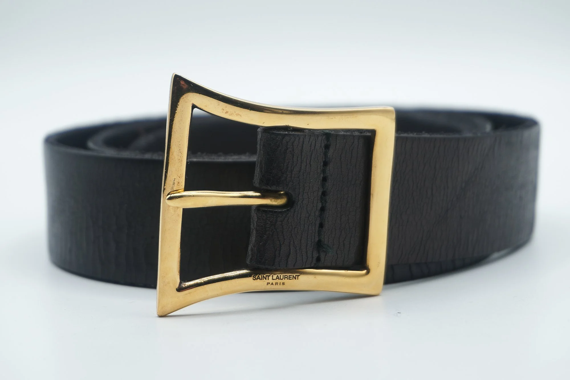 Saint_laurent_belt_guitar_05.jpg
