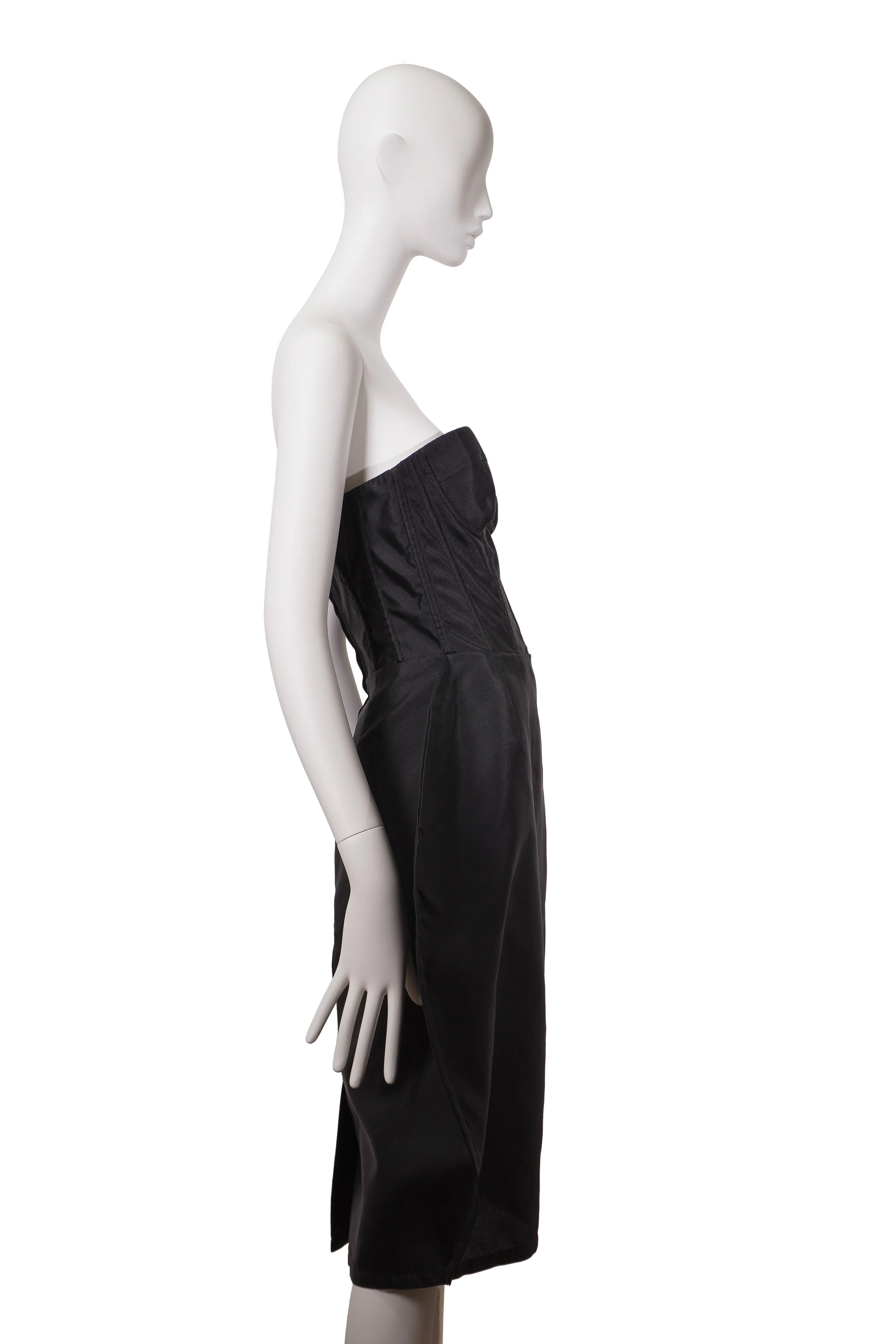 Dolce_gabbana_2009_B_06.jpg
