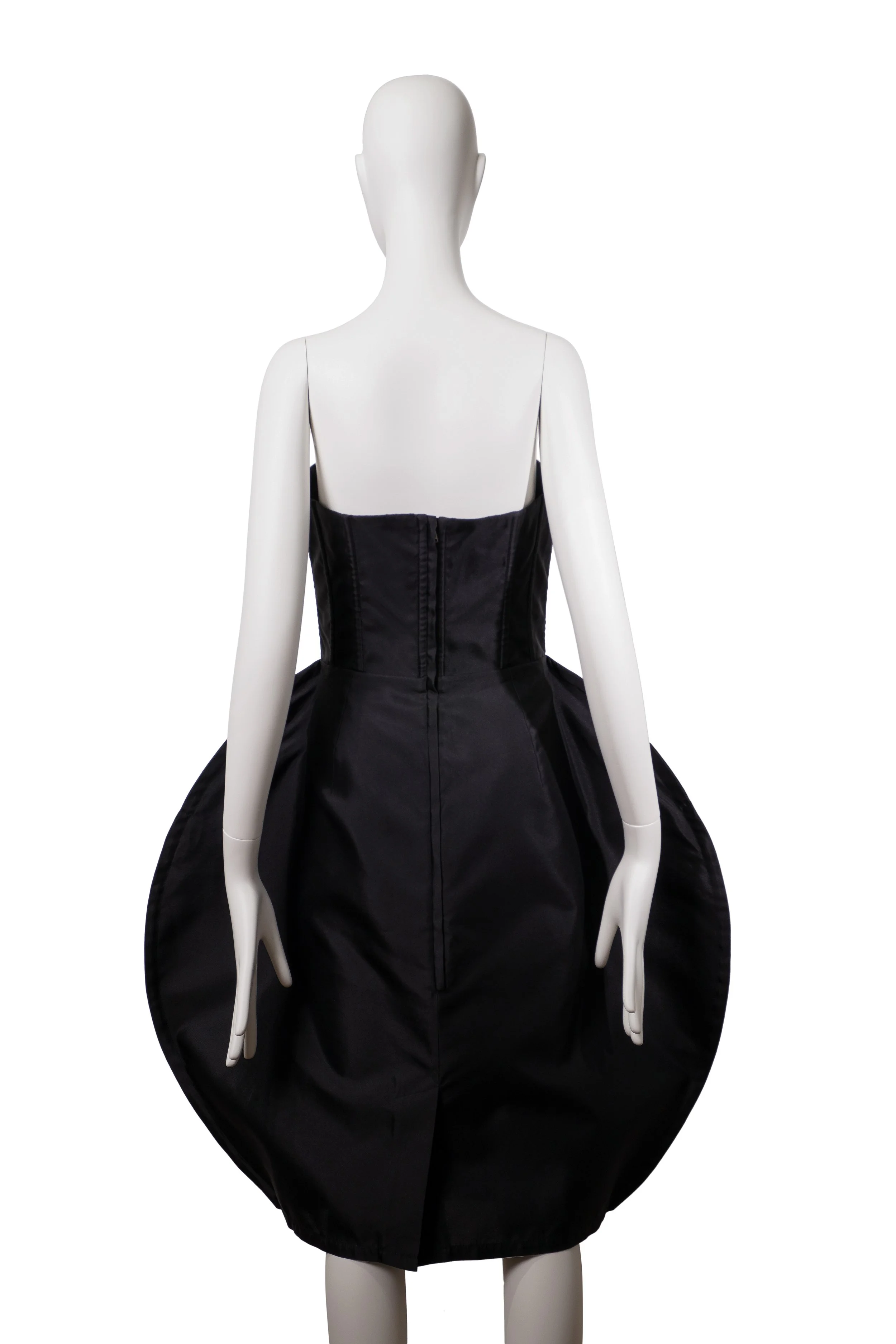 Dolce_gabbana_2009_B_05.jpg