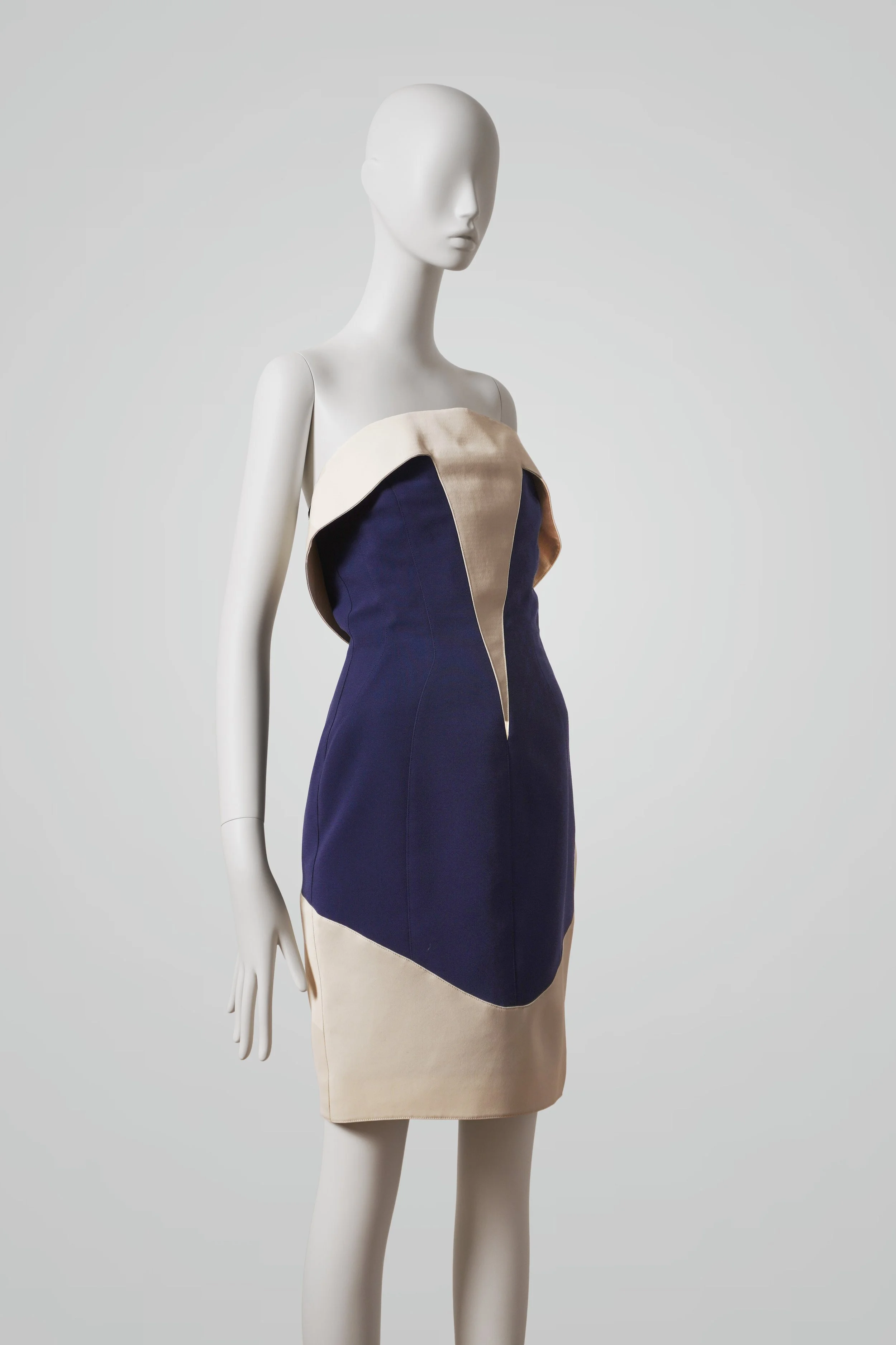 Thierry_mugler_1996_07.jpg