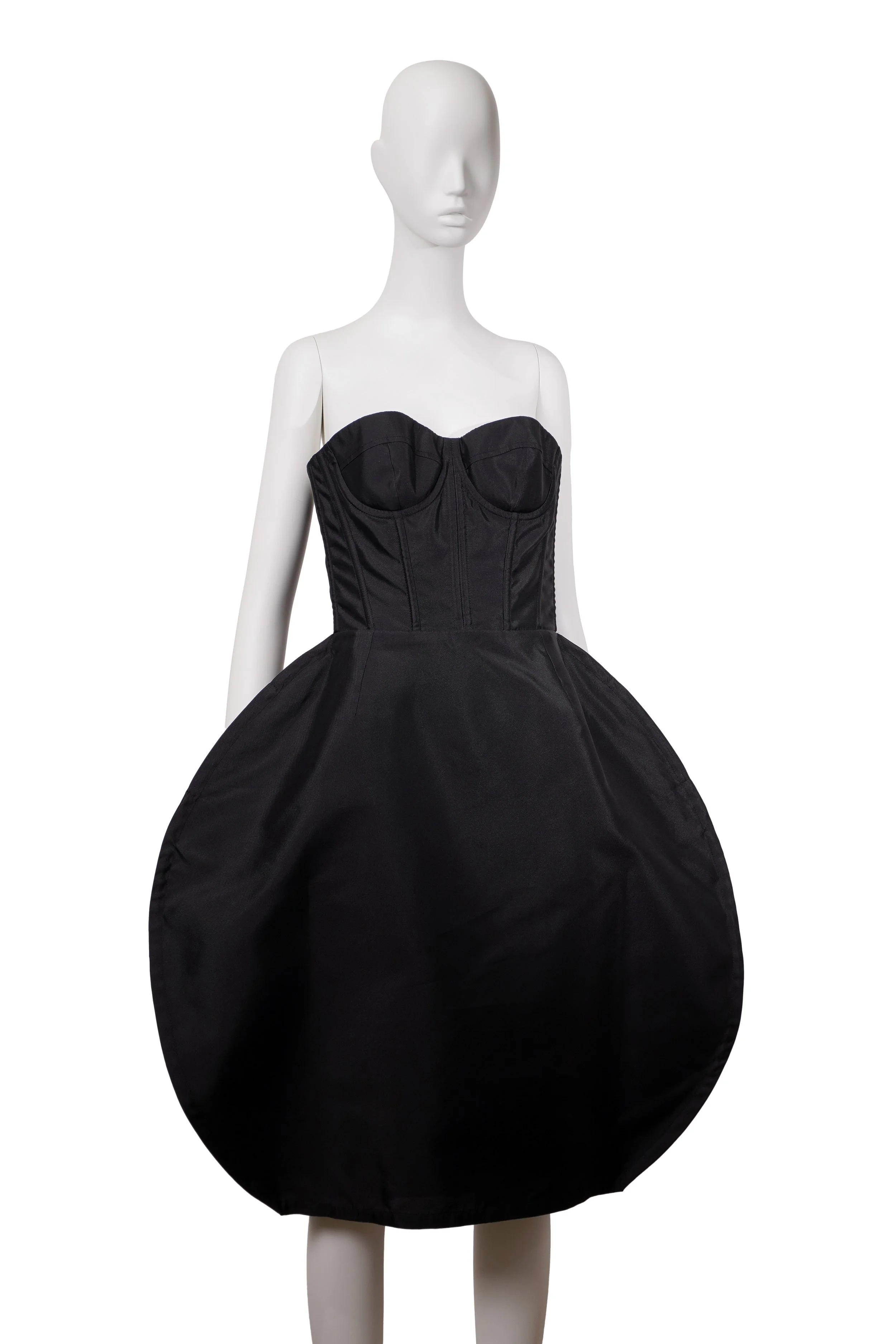 Dolce_gabbana_2009_B_07.jpg