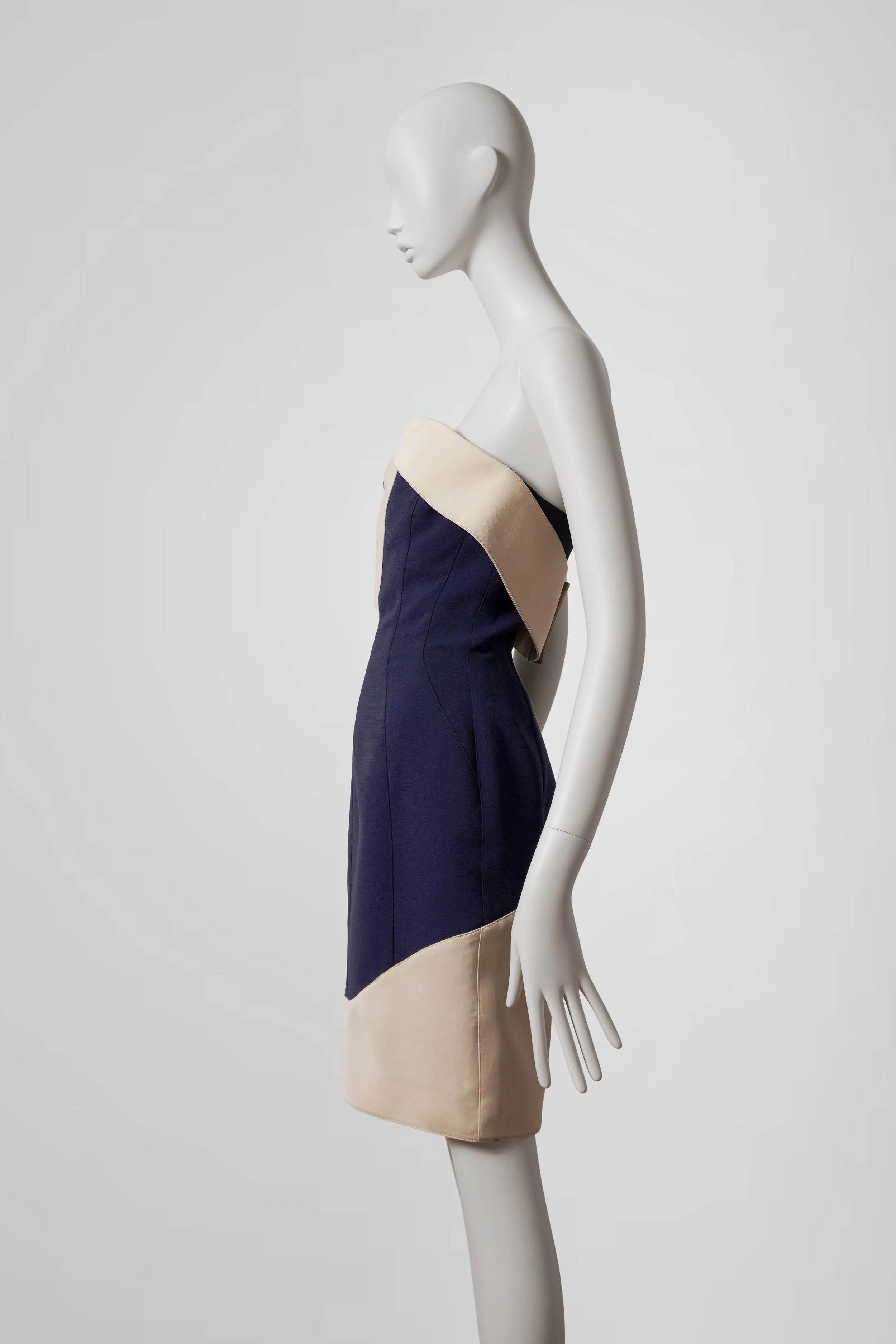Thierry_mugler_1996_03.jpg