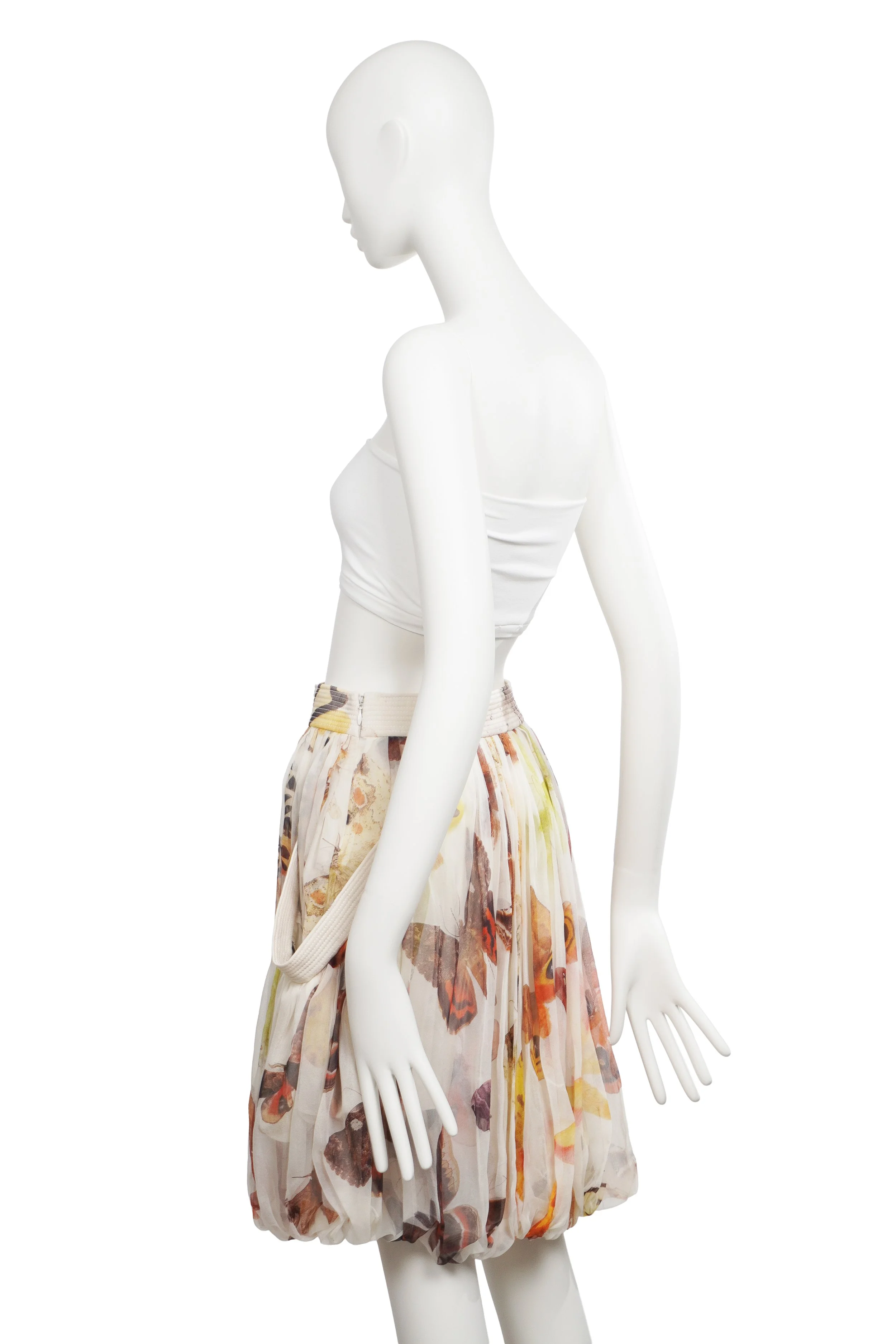 Alexander_McQueen_2006_04.jpg