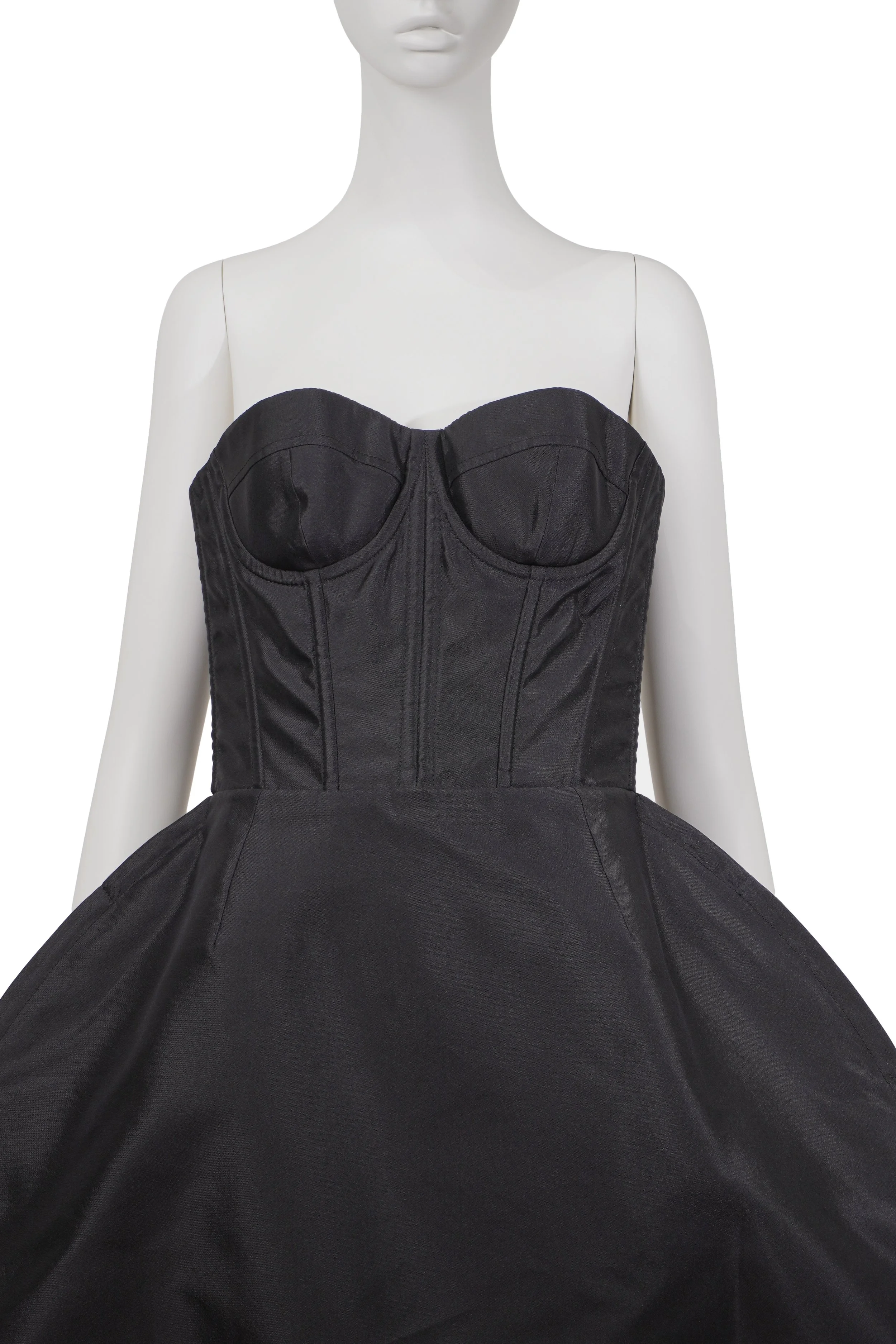 Dolce_gabbana_2009_B_08.jpg