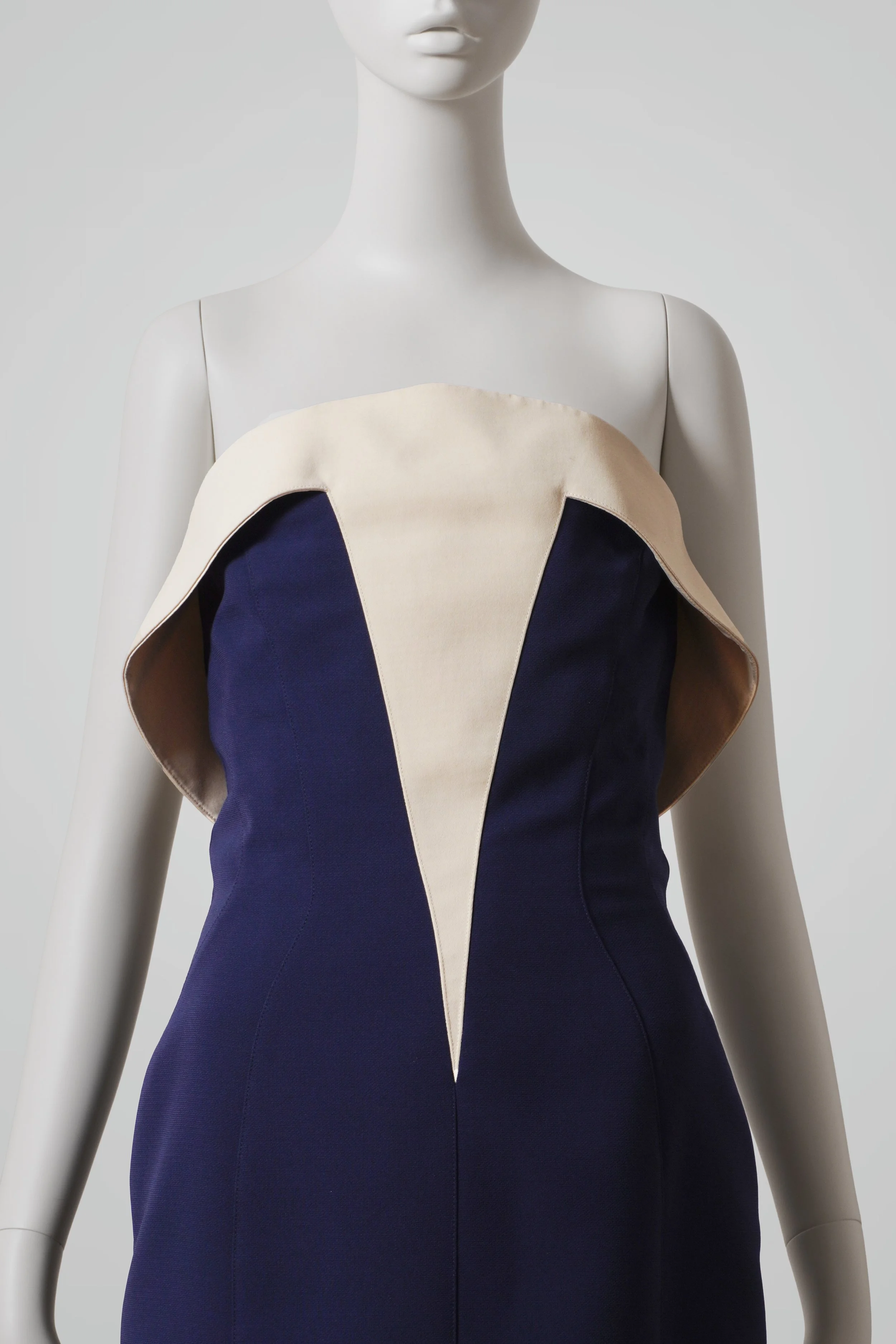 Thierry_mugler_1996_08.jpg