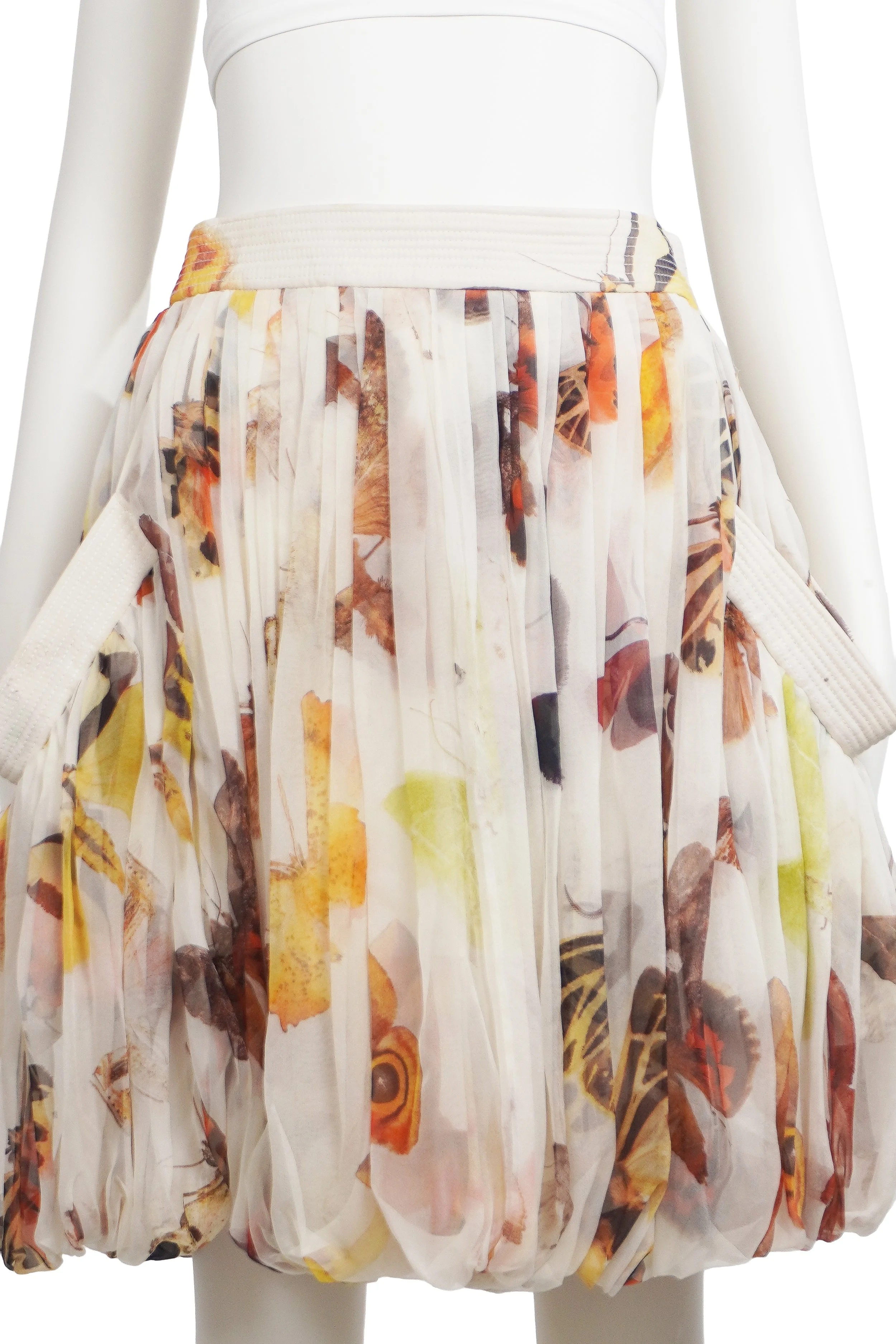 Alexander_McQueen_2006_08.jpg