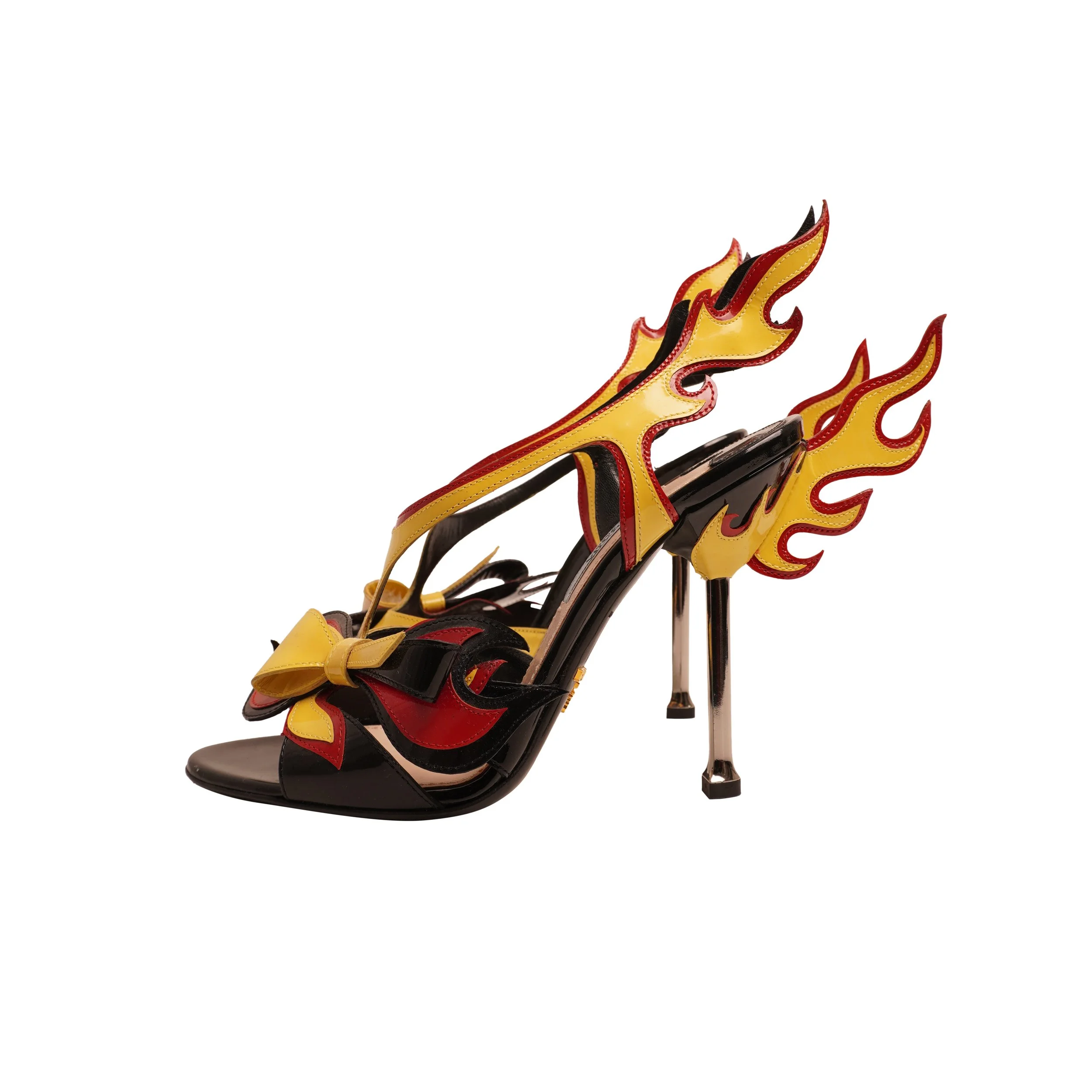 Prada_2012_05.jpg