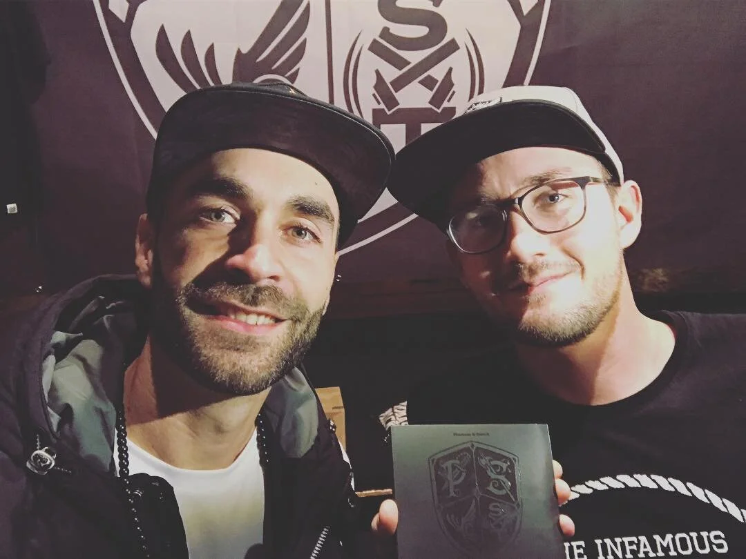 Quintessenz Taufi h&uuml;t Abig im @salzhaus.
@young.merch isch ready😘
#salzhaus #phumasosmack #quintessenz #youngmerch